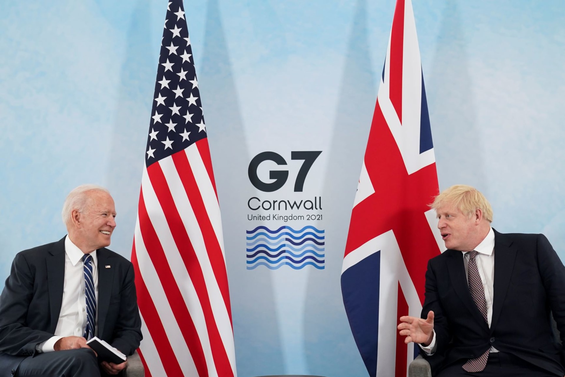<p>Britain’s Prime Minister Boris Johnson and U.S. President Joe Biden speak during their meeting, ahead of the G7 summit, at Carbis Bay, Cornwall in Britain on June 10, 2021.</p>
