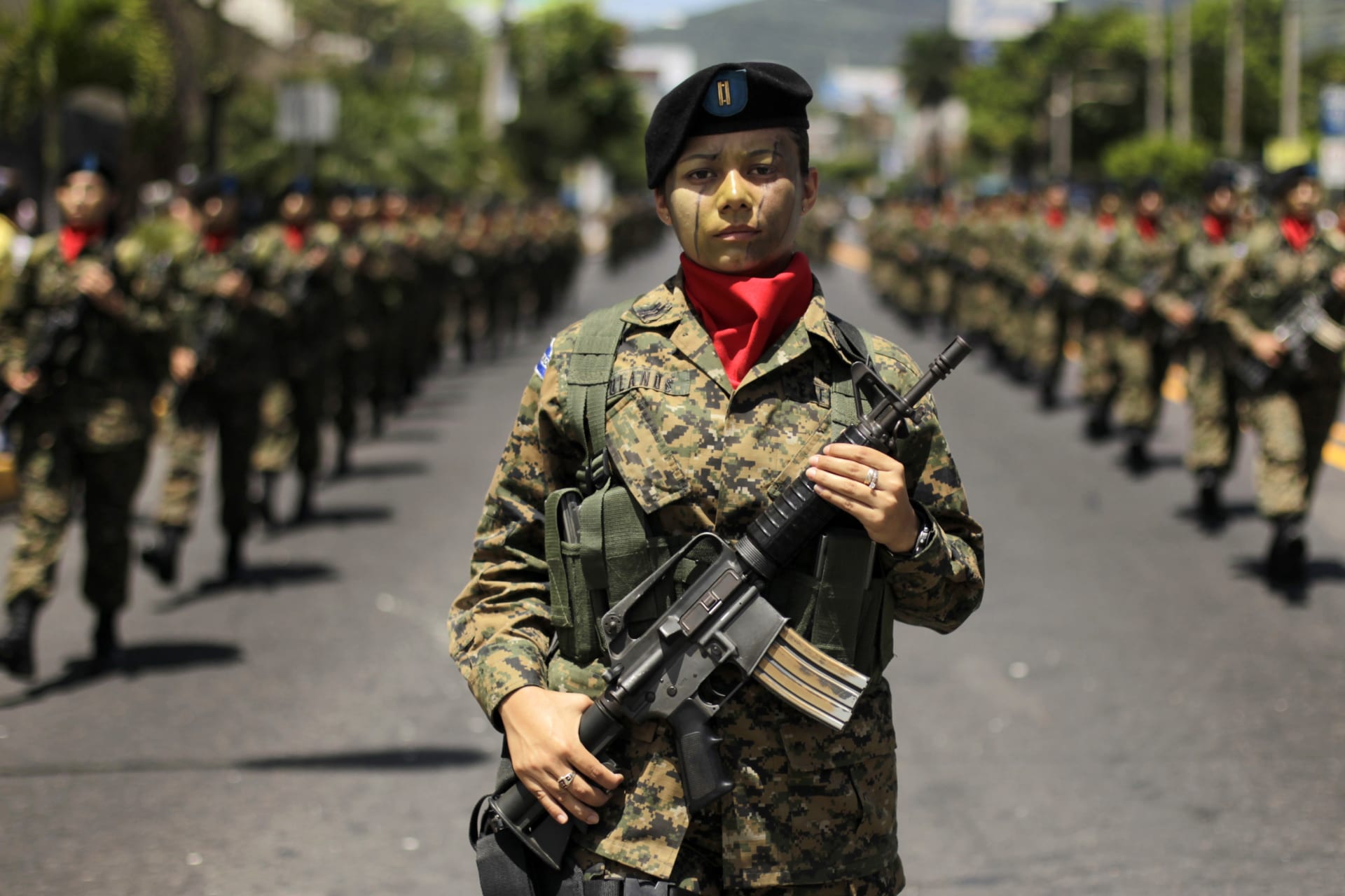 <p>Special forces soldiers with painted faces march on the main streets during the parade commemorating Independence Day in San Salvador September 15, 2012.</p>
