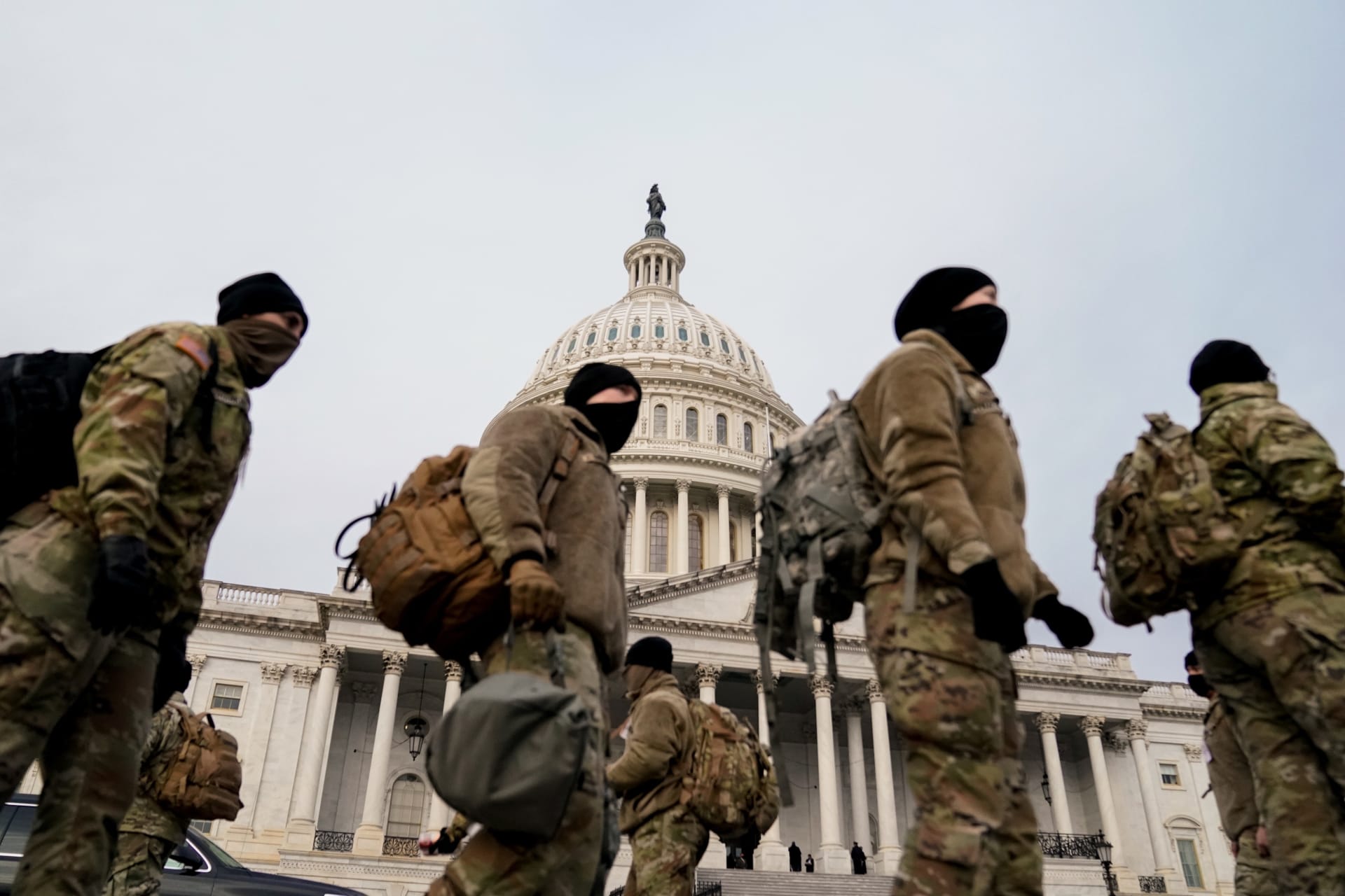 <p>Members of the National Guard arrive to the U.S. Capitol.</p>
