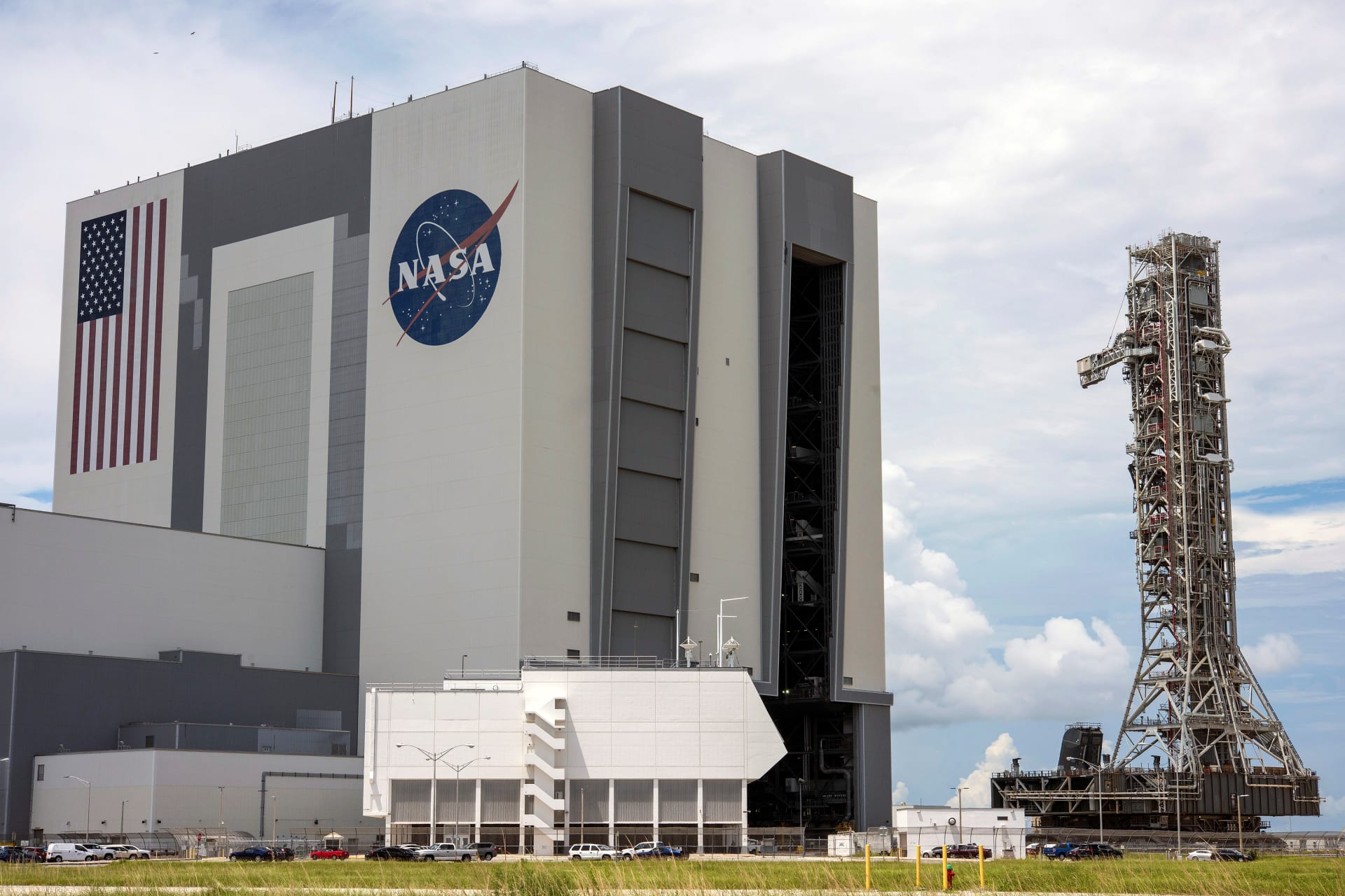 <p>NASA rolls back the the Artemis launch tower from Pad 39B at the Kennedy Space Center in Cape Canaveral, Florida, on August 30, 2019. </p>
