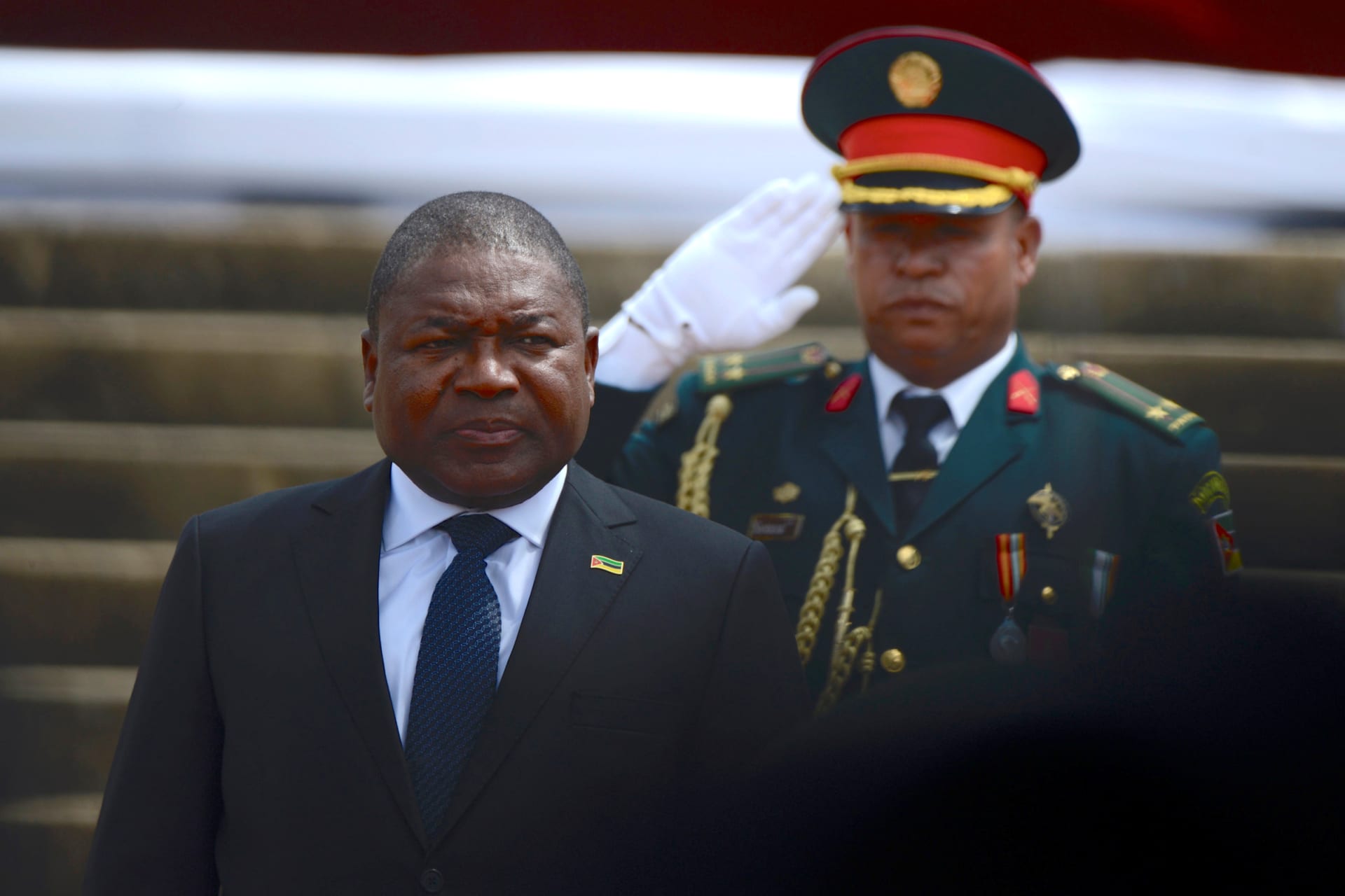 <p>Mozambique’s President Filipe Nyusi is saluted as he is sworn-in for a second term in Maputo, Mozambique, on January 15, 2020.</p>
