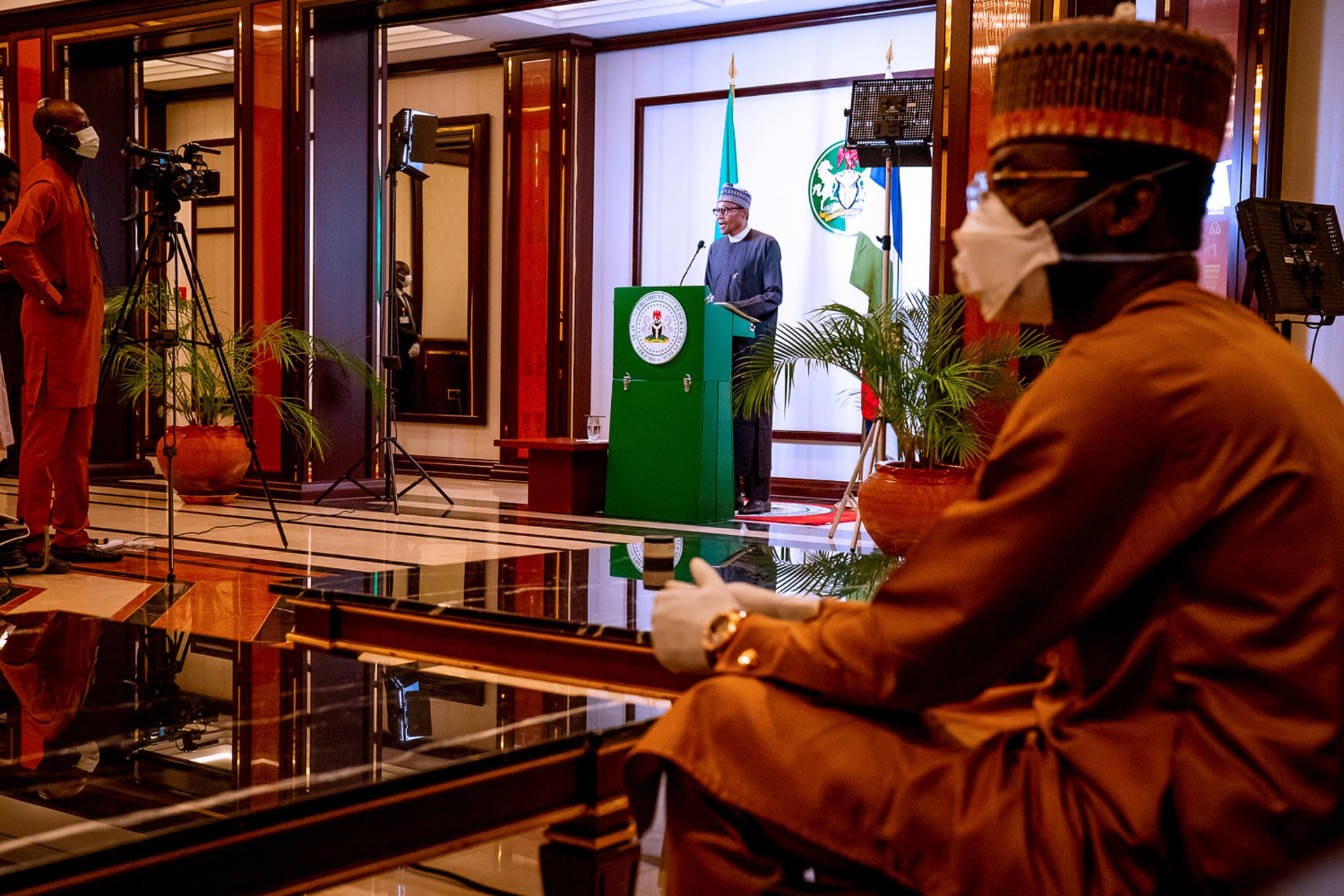 <p>Nigerian President Muhammadu Buhari addresses the nation on the coronavirus disease (COVID-19), in Abuja, Nigeria March 29, 2020. </p>
