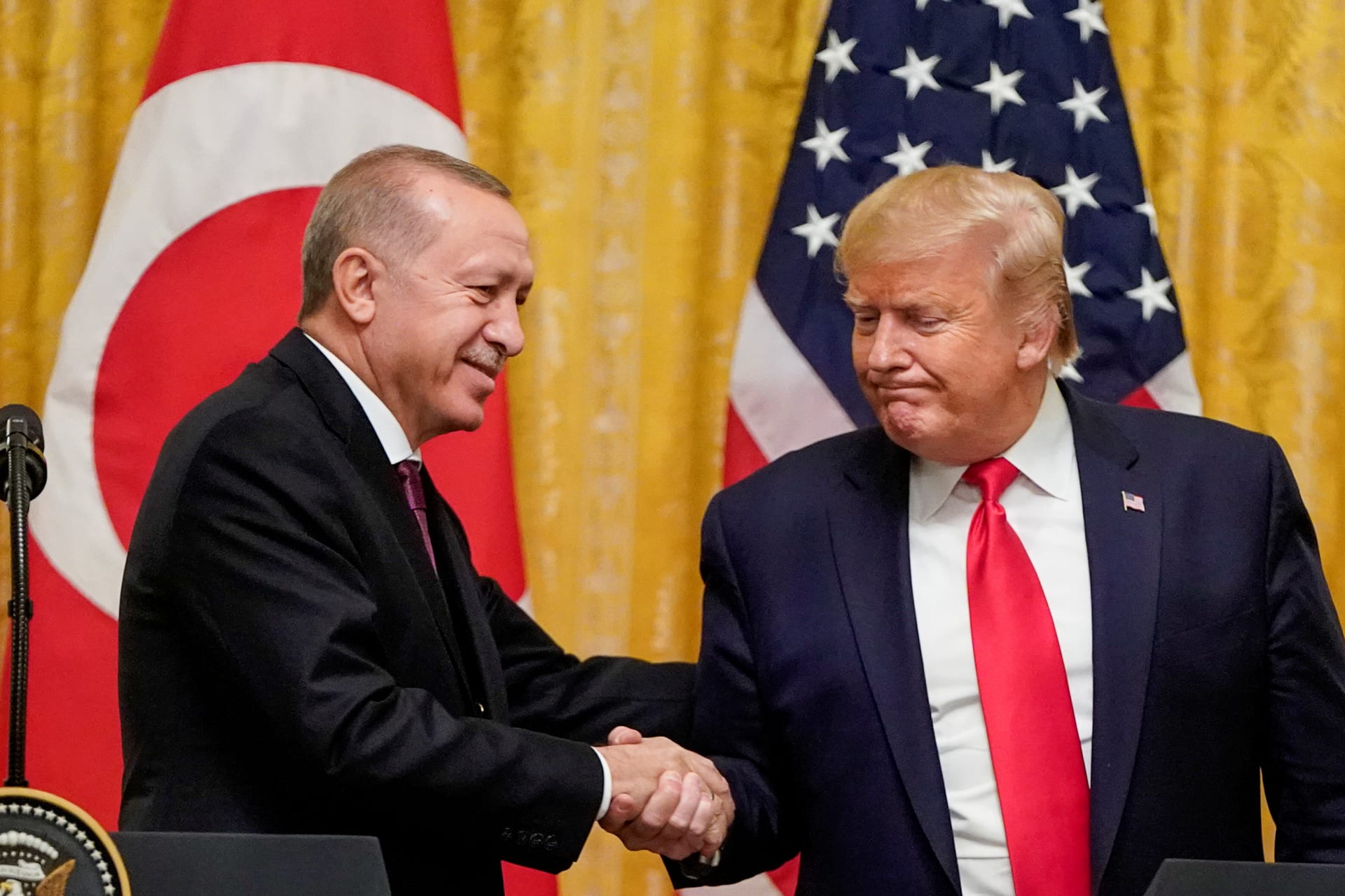 <p>U.S. President Donald Trump greets Turkey’s President Tayyip Erdogan during a joint news conference at the White House in Washington, U.S., November 13, 2019.</p>
