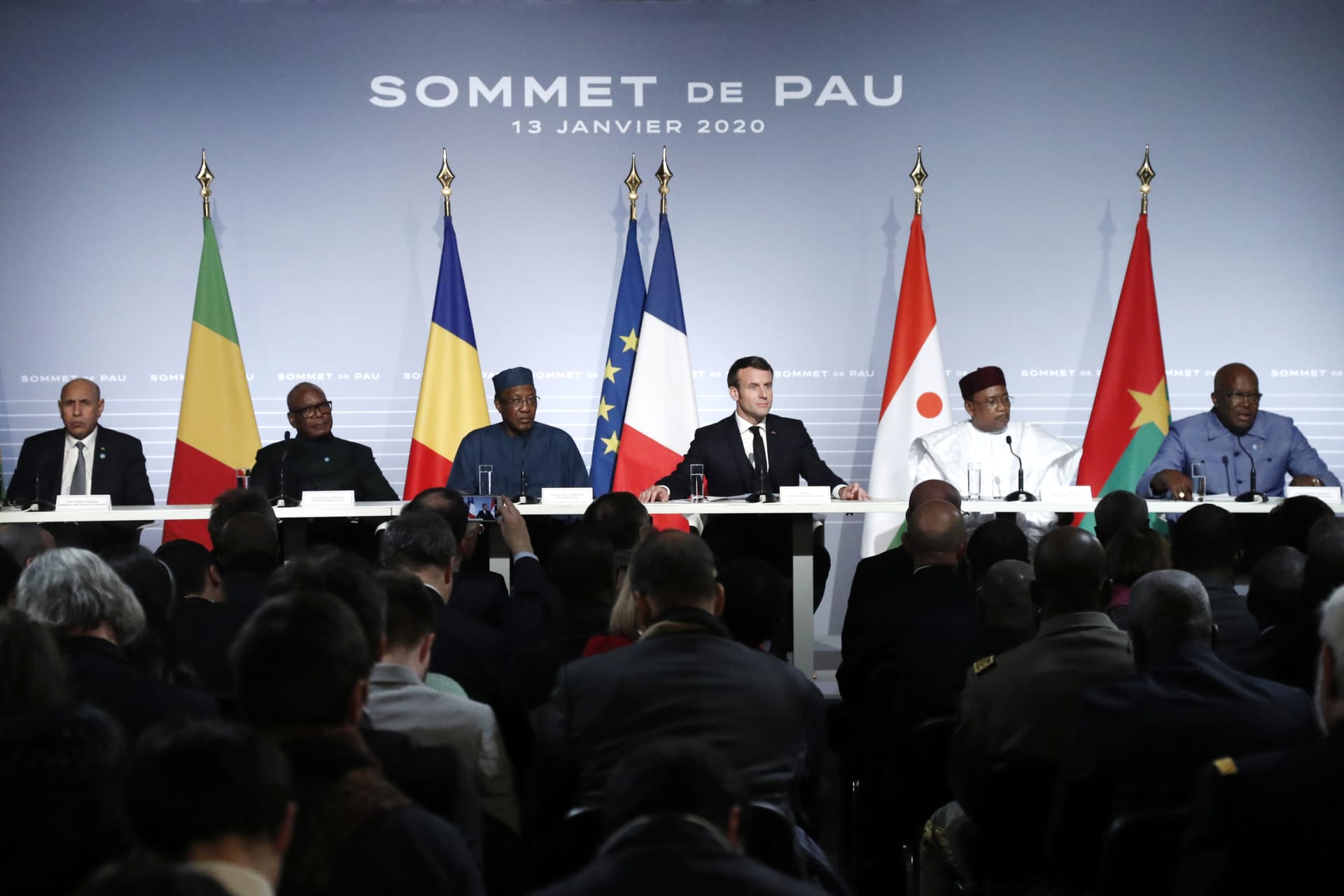 <p>France’s President Emmanuel Macron with the G5 Sahel heads of state deliver a news conference as part of the G5 Sahel summit on the situation in the Sahel region in Pau, France January 13, 2020</p>
