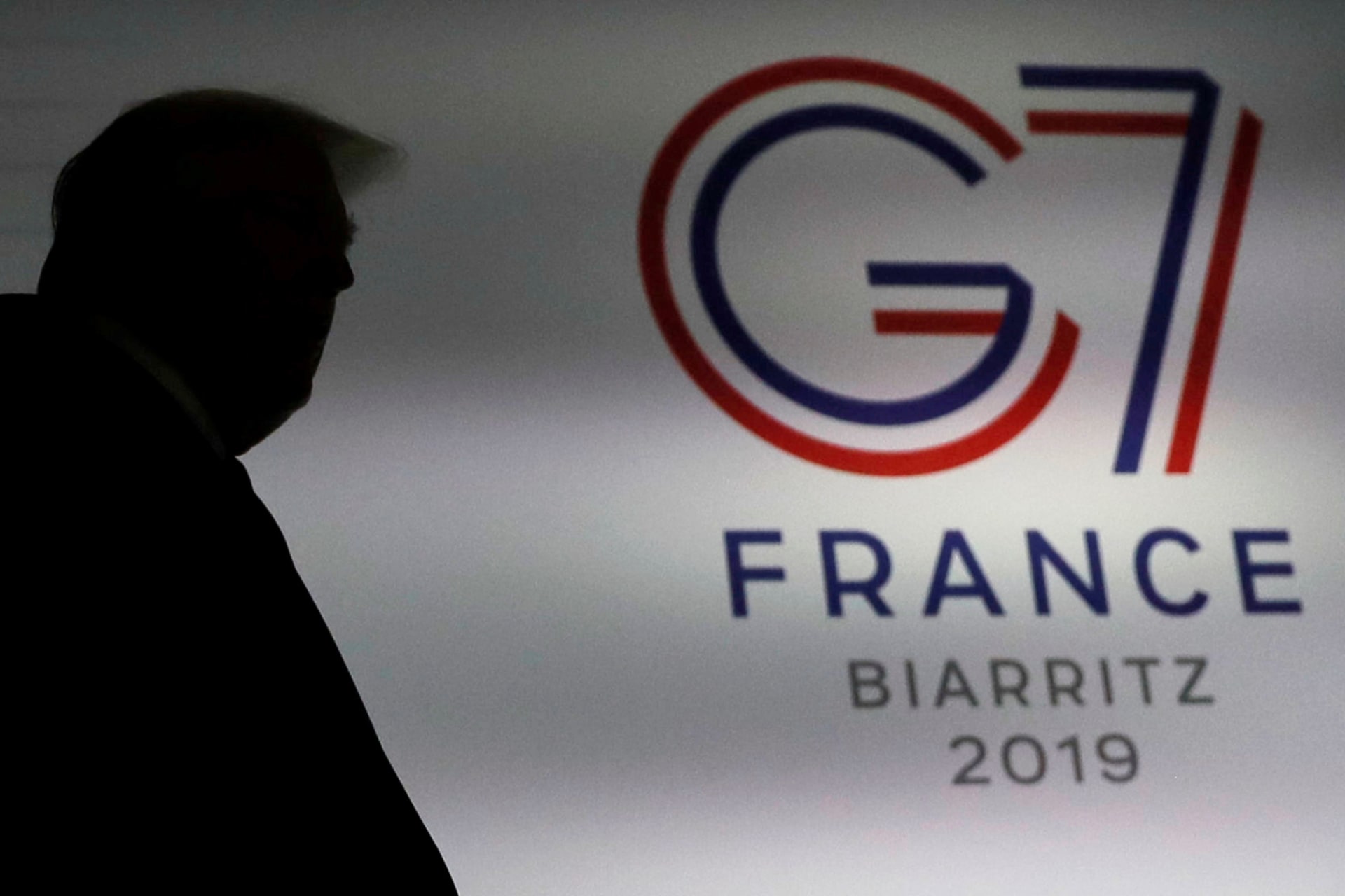 <p>U.S. President Donald Trump arrives to a news conference at the end of the G7 summit in Biarritz, France, on August 26, 2019.</p>
