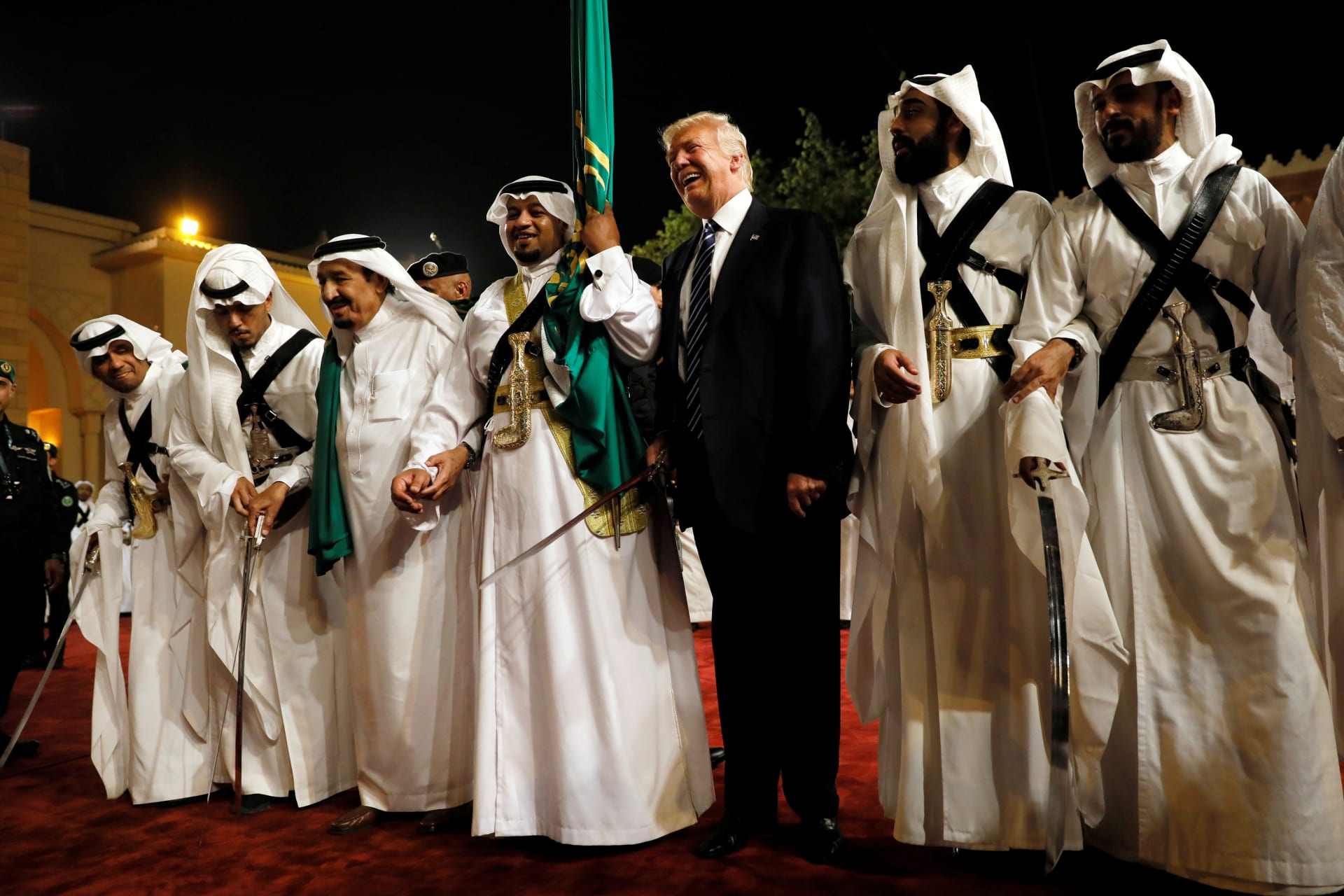 <p>U.S. President Donald Trump dances with a sword as he arrives to a welcome ceremony at Al Murabba Palace in Riyadh, Saudi Arabia May 20, 2017.</p>
