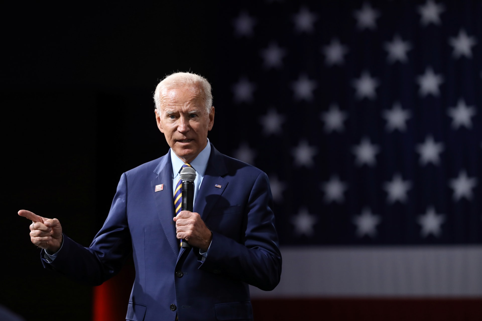 <p>Joe Biden speaks during the Presidential Gun Sense Forum in Des Moines, Iowa. Scott Morgan/REUTERS</p>
