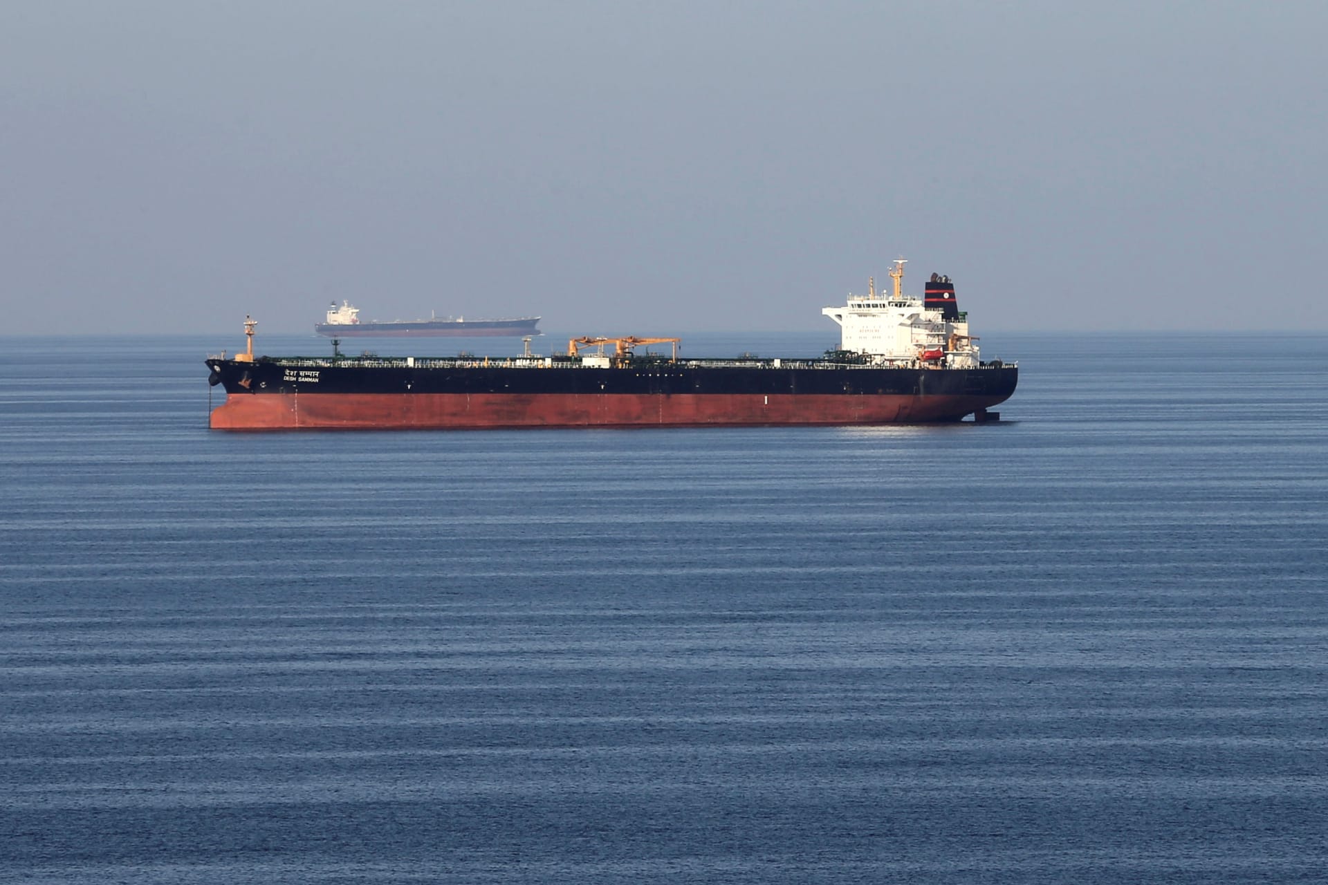 <p>Oil tankers pass through the Strait of Hormuz, December 21, 2018.</p>
