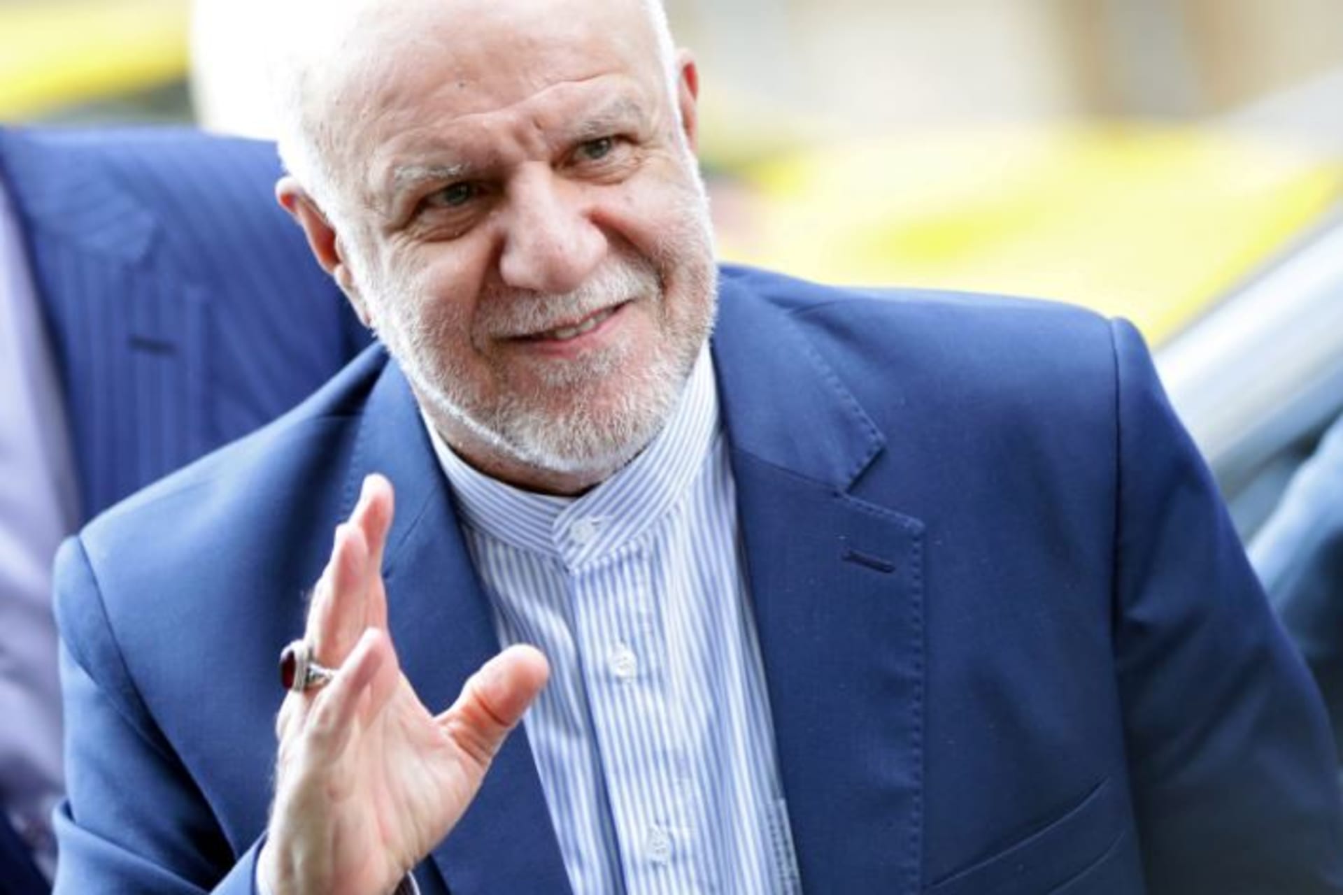 <p>Iran’s Oil Minister Bijan Zanganeh reacts towards journalists as he arrives for an OPEC and NON-OPEC meeting in Vienna, Austria, July 2, 2019.</p>
