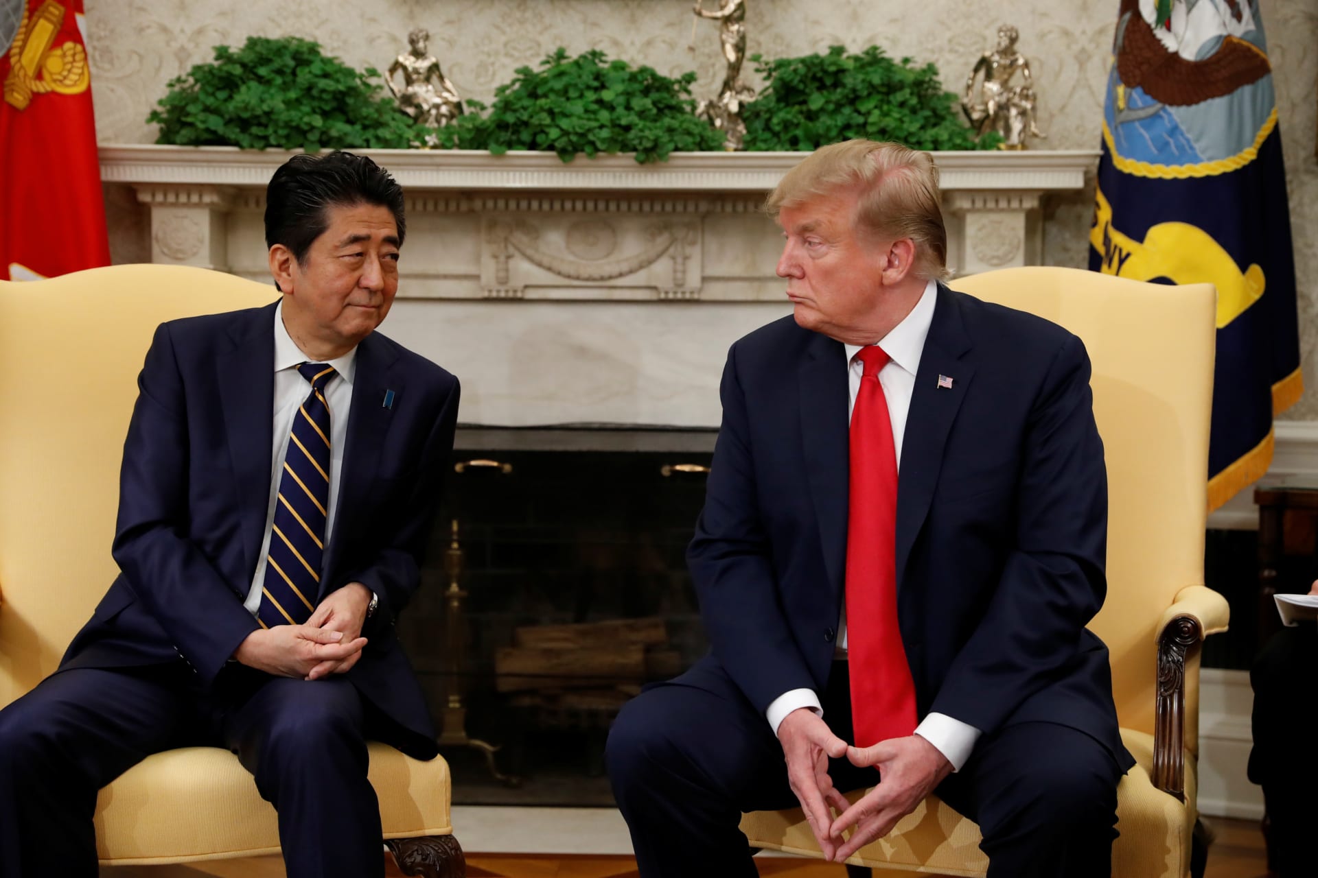 <p>U.S. President Donald Trump meets with Japan’s Prime Minister Shinzo Abe in the Oval Office at the White House in Washington, U.S., April 26, 2019. </p>