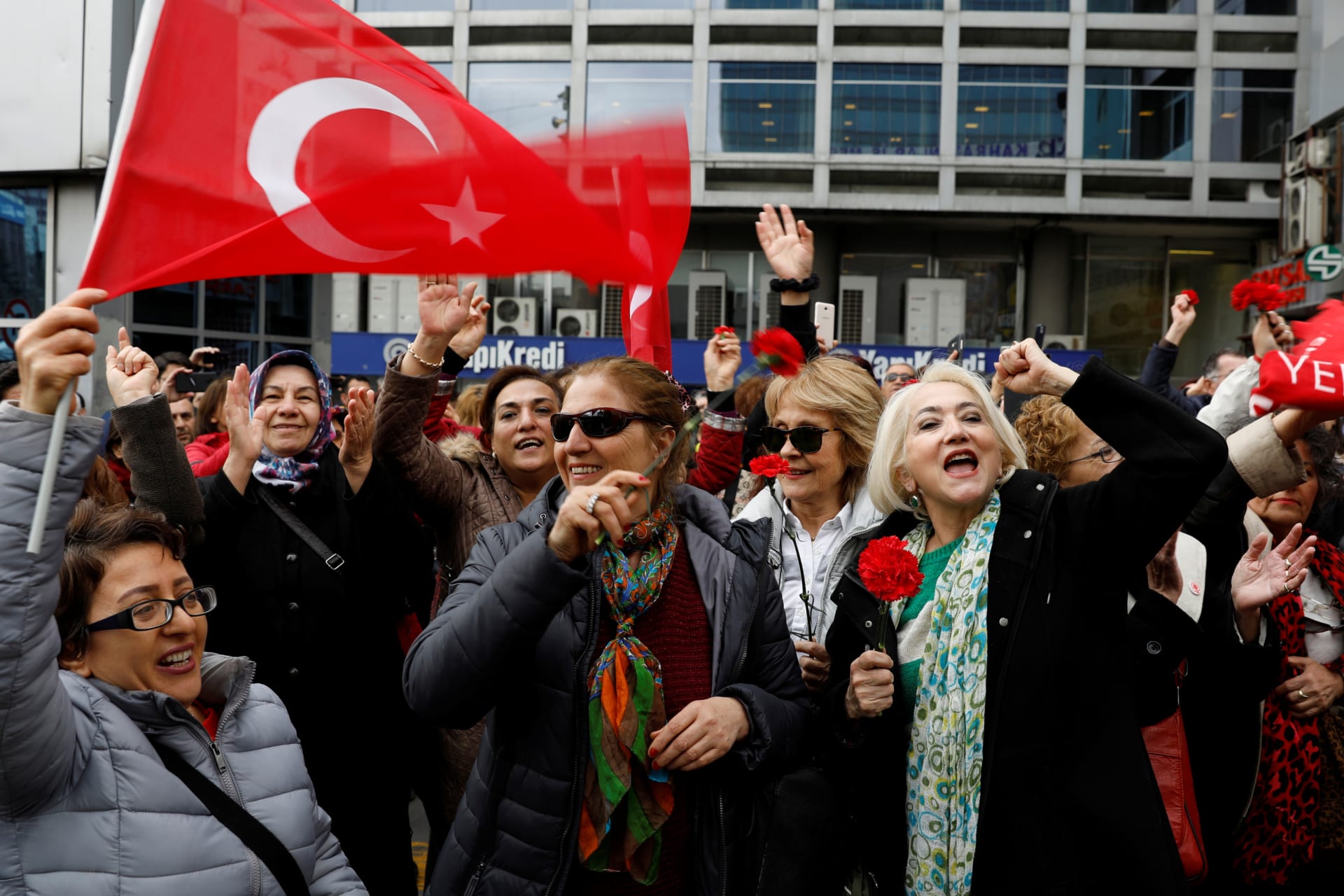<p>Supporters of Republican People’s Party (CHP) celebrate on a main square in Ankara, Turkey, April 1, 2019</p>
