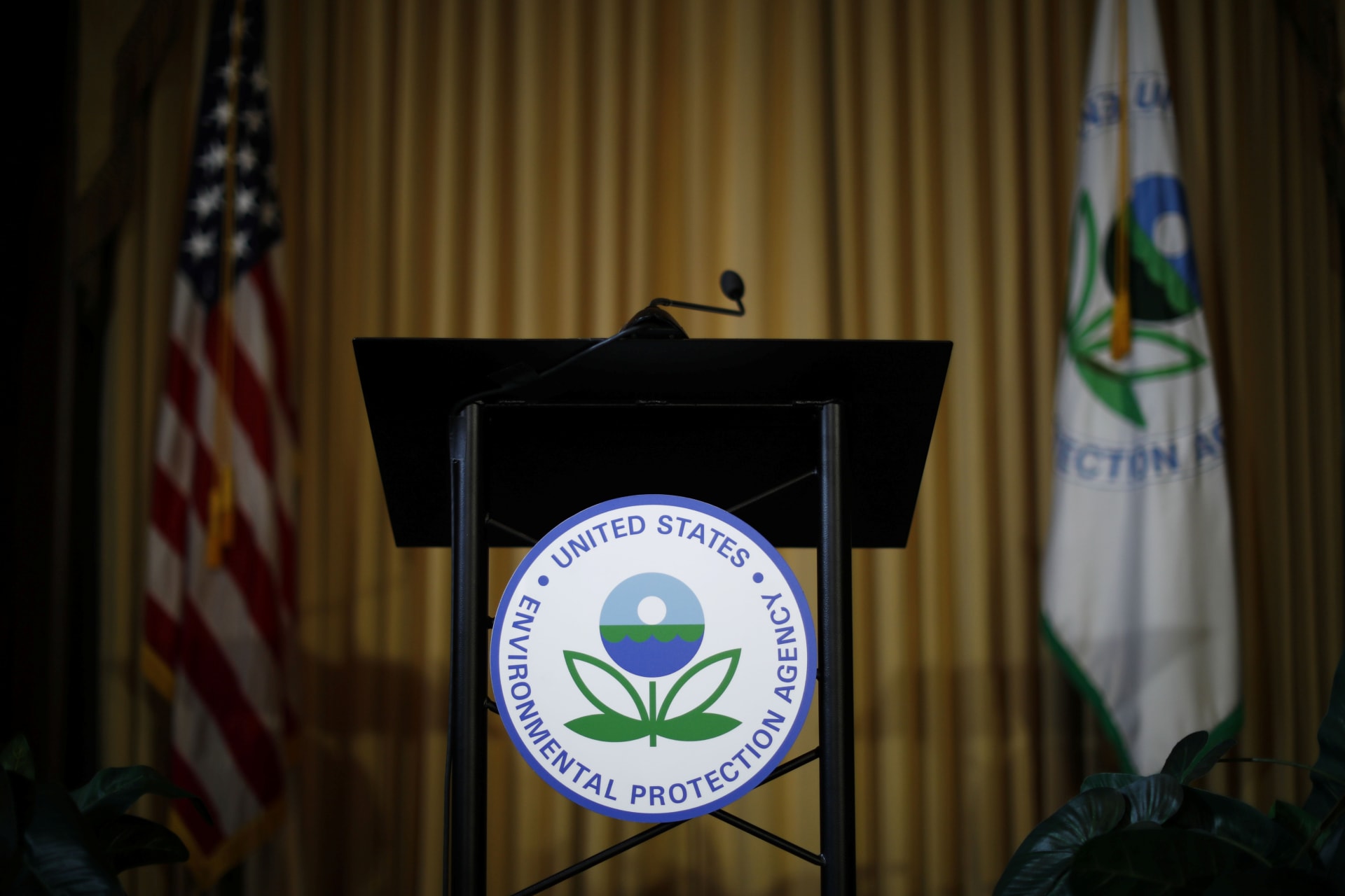 An empty podium awaits the arrival of U.S. Environmental Protection Agency (EPA) Acting Administrator Andrew Wheeler to address staff at EPA headquarters in Washington, U.S., July 11, 2018.