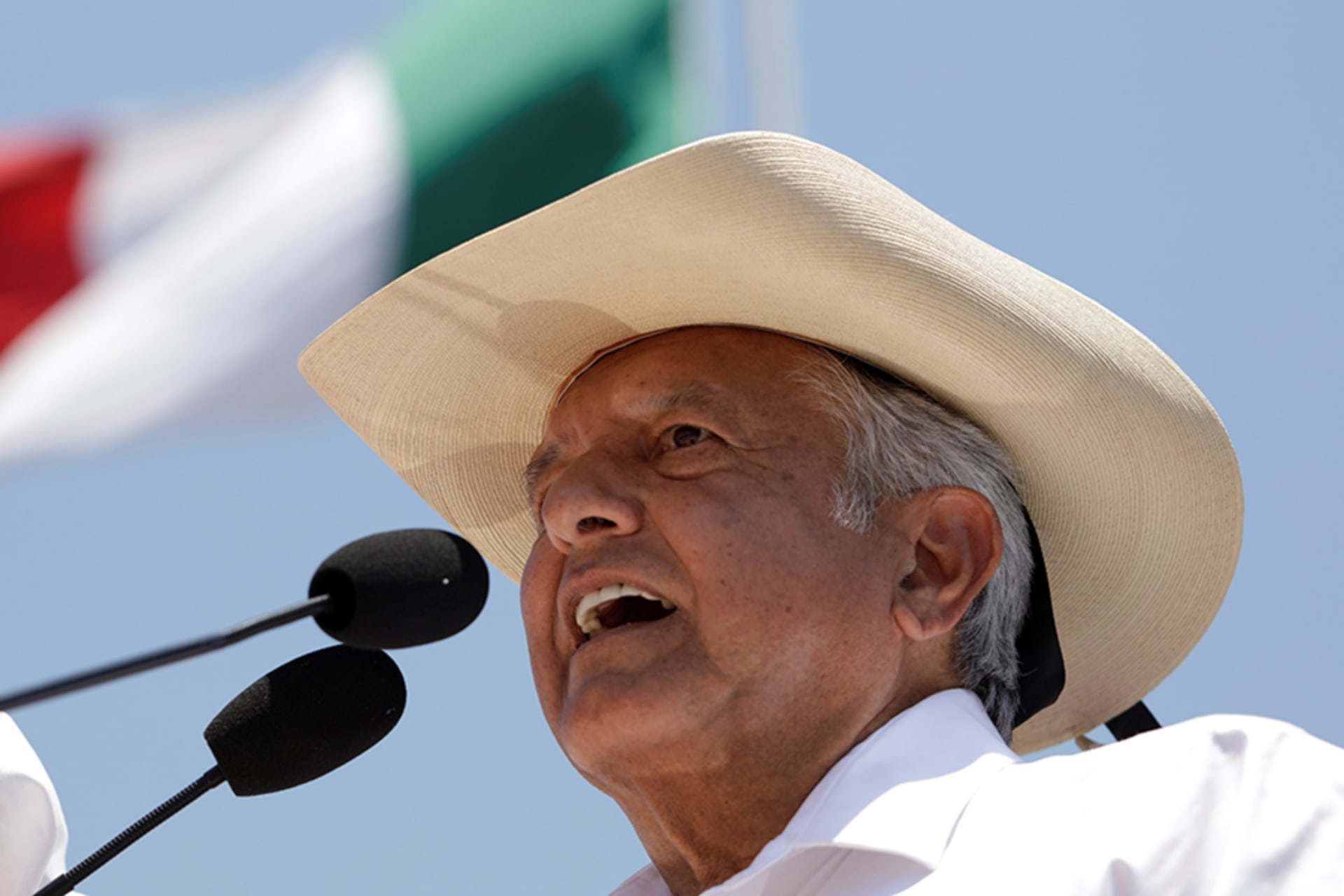 Alan Ortega/Reuters