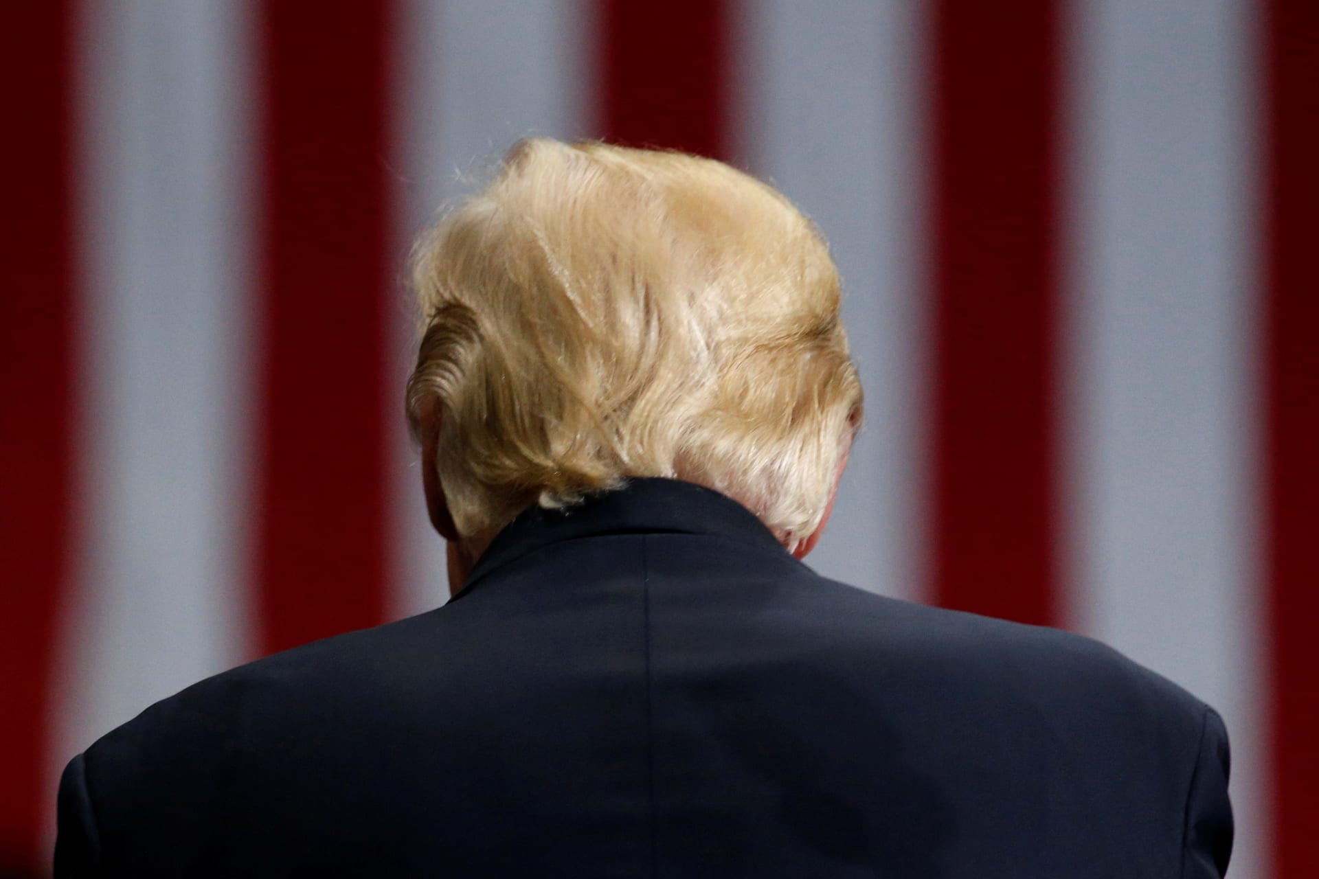 <p>U.S. President Donald J. Trump holds a rally with supporters in an arena in Youngstown, Ohio on July 25, 2017.</p>
