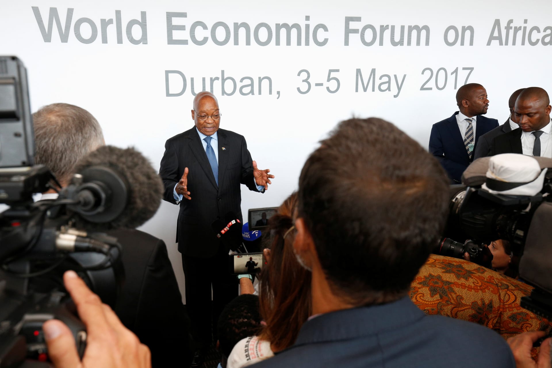 <p>South African President Jacob Zuma speaks to journalists at the World Economic Forum on Africa 2017 meeting in Durban, South Africa, May 3, 2017.</p>
