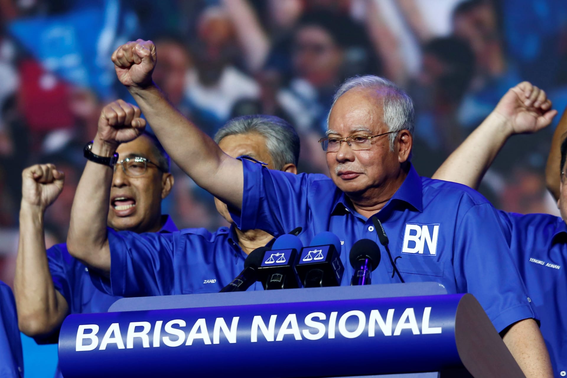<p>Malaysia’s Prime Minister and president of ruling party National Front, Najib Razak gestures as he speaks during the launch of its manifesto for the upcoming general elections in Kuala Lumpur, Malaysia April 7, 2018. </p>
