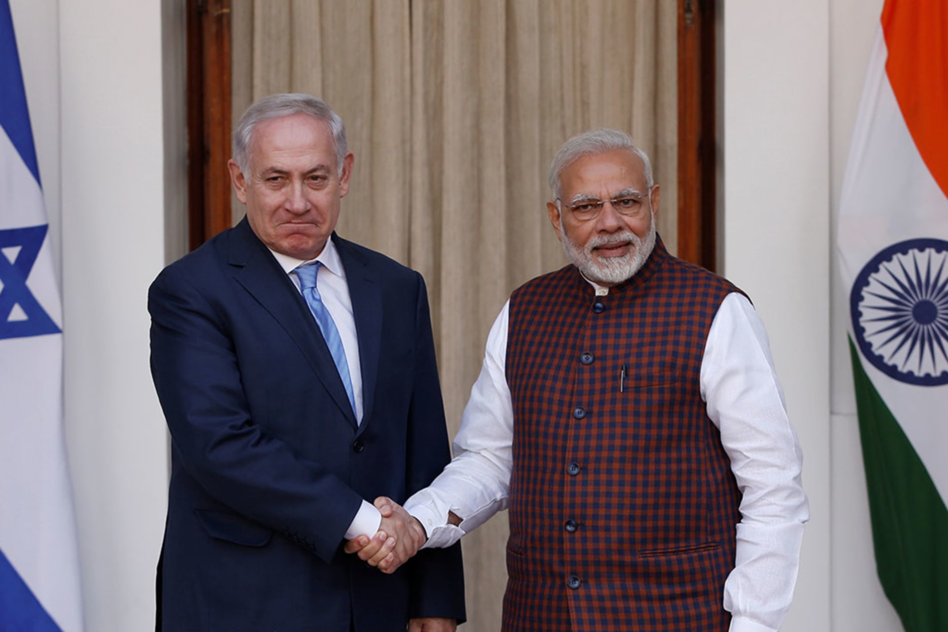 <p>Israeli Prime Minister Benjamin Netanyahu meets Indian Prime Minister Narendra Modi.</p>
