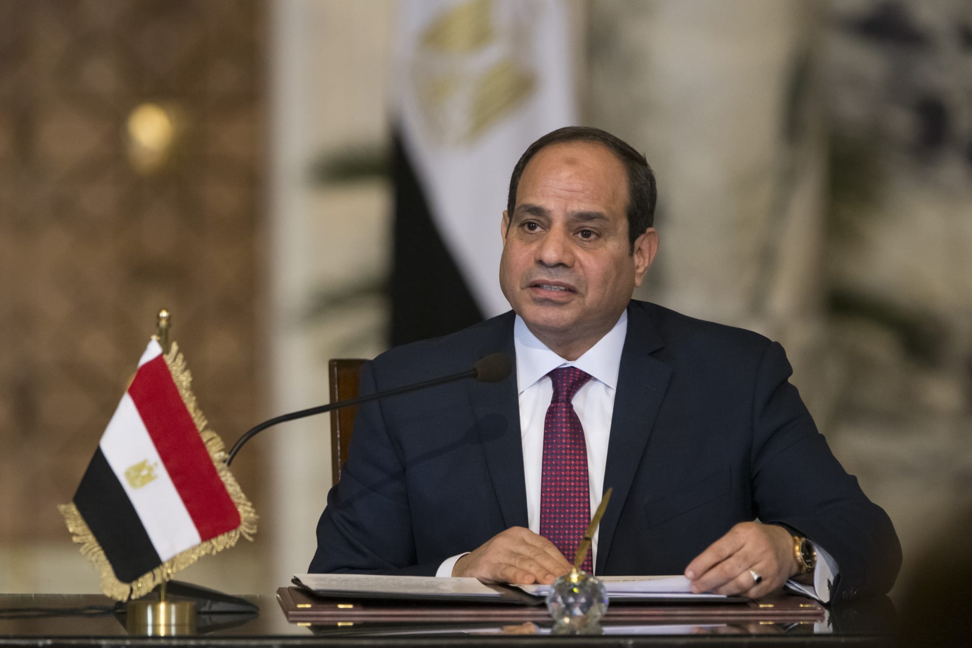<p>Egypt’s President Abdel Fattah al-Sisi speaks during a news conference in December 2017 (REUTERS/Alexander Zemlianichenko/Pool)</p>

