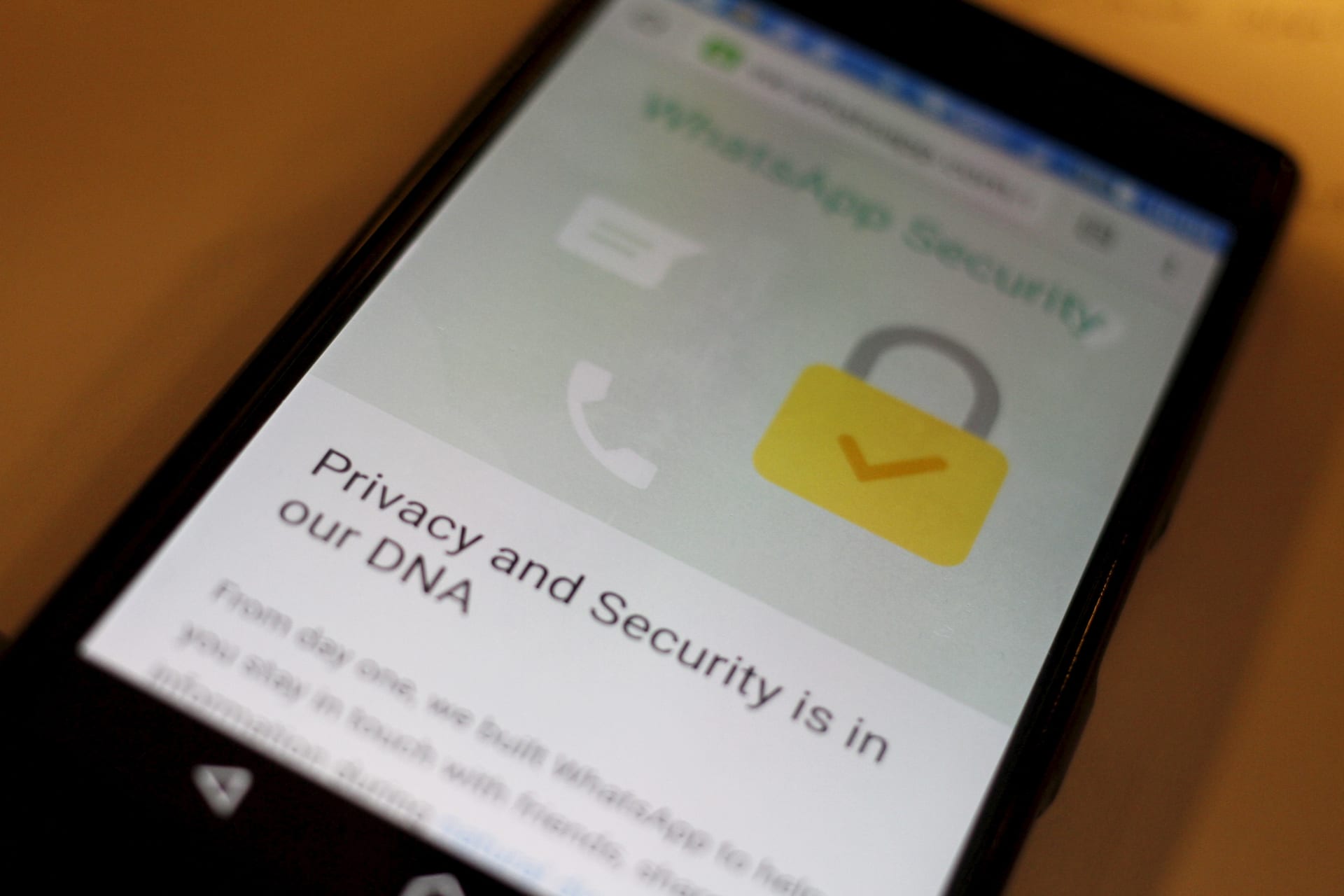 <p>A security message on a Whatsapp screen.</p>