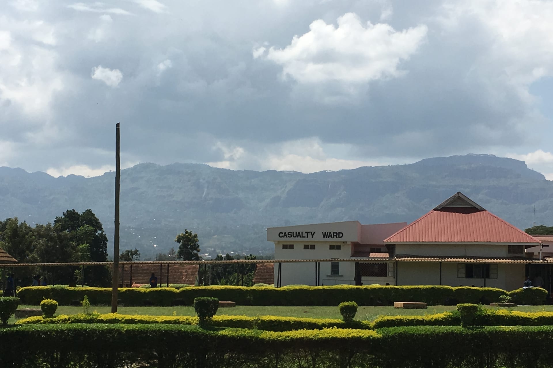 <p>The former Casualty Department of Mbale Regional Referral Hospital with the backdrop of Wanale Hill in Mbale, Uganda, taken September 2, 2016. </p>
