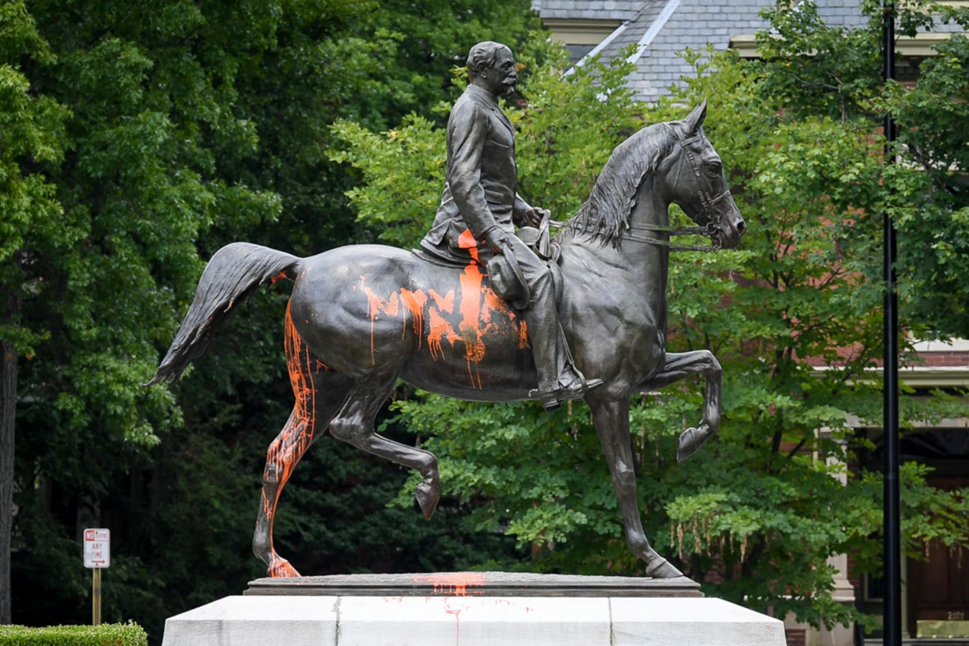 <p>A Louisville, Kentucky, monument to a Confederate officer vandalized in August.</p>
