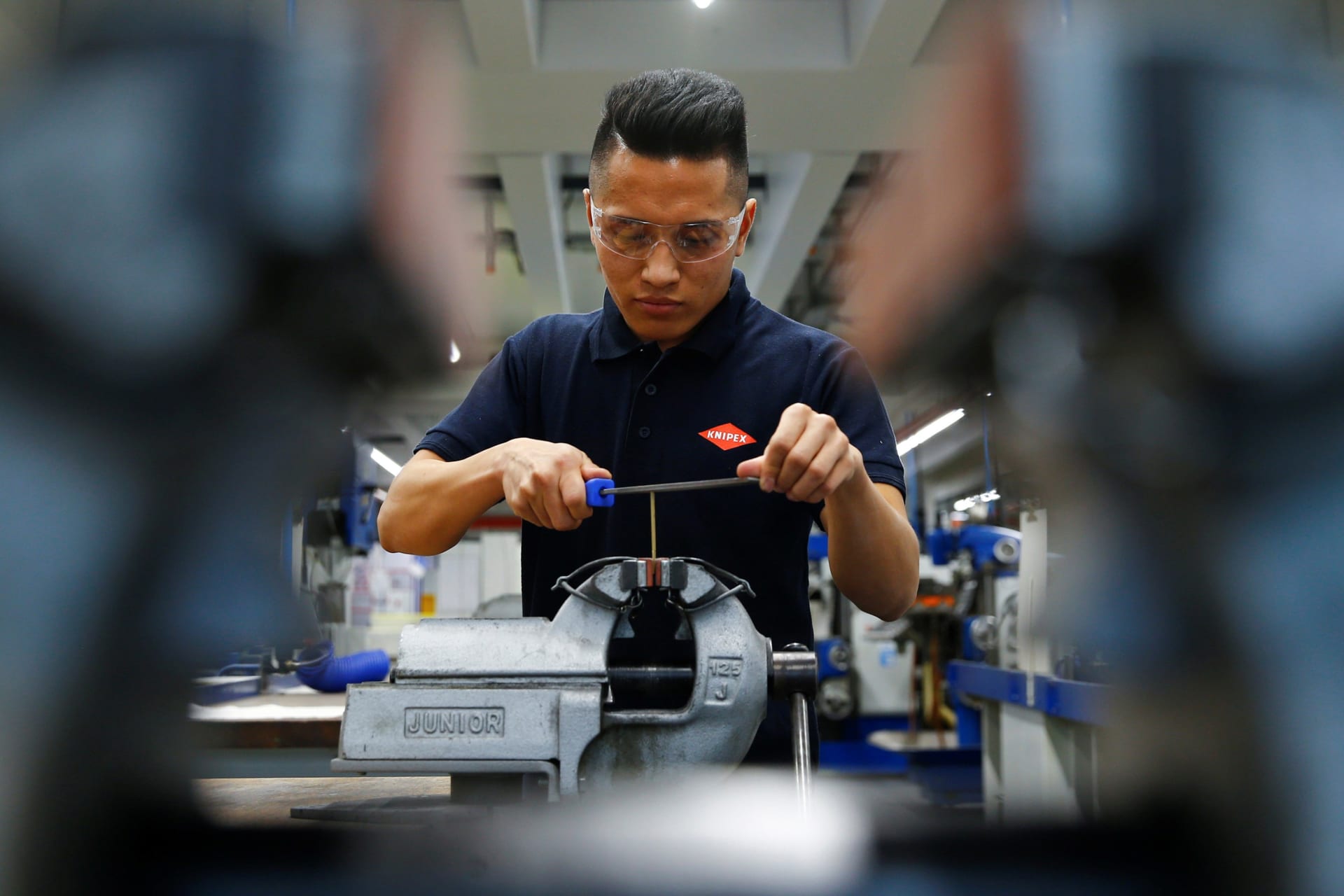 <p>An Afghan refugee participates in a training program at a tools manufacturer in the city of Wuppertal in western Germany.</p>