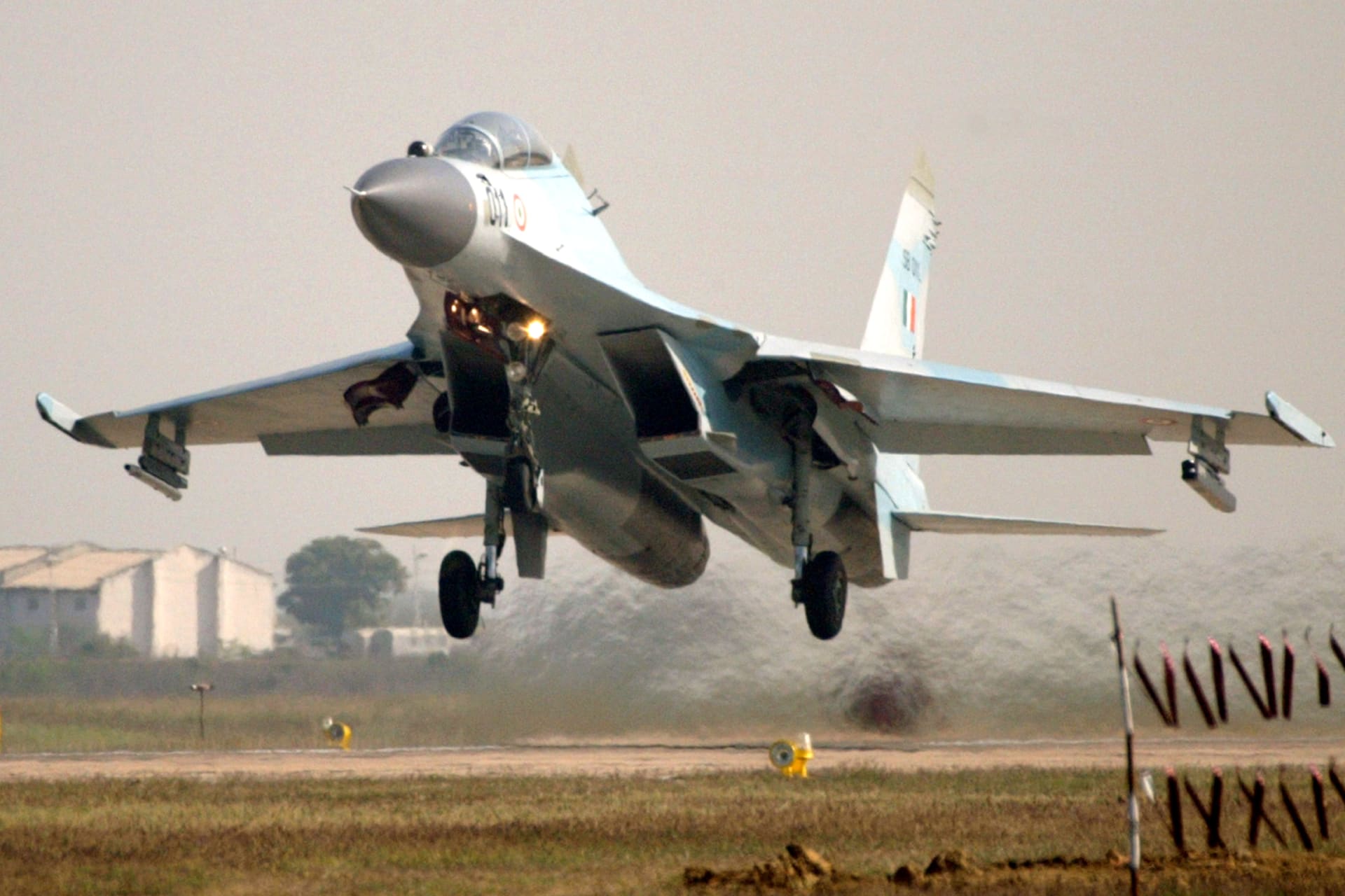 <p>Indian Air Force’s main fighter Su-30 takes off for a joint air exercise in the central Indian city of Gwalior February 25, 2004. The Su-30 and its variants are popular options for many air forces around the world.</p>
