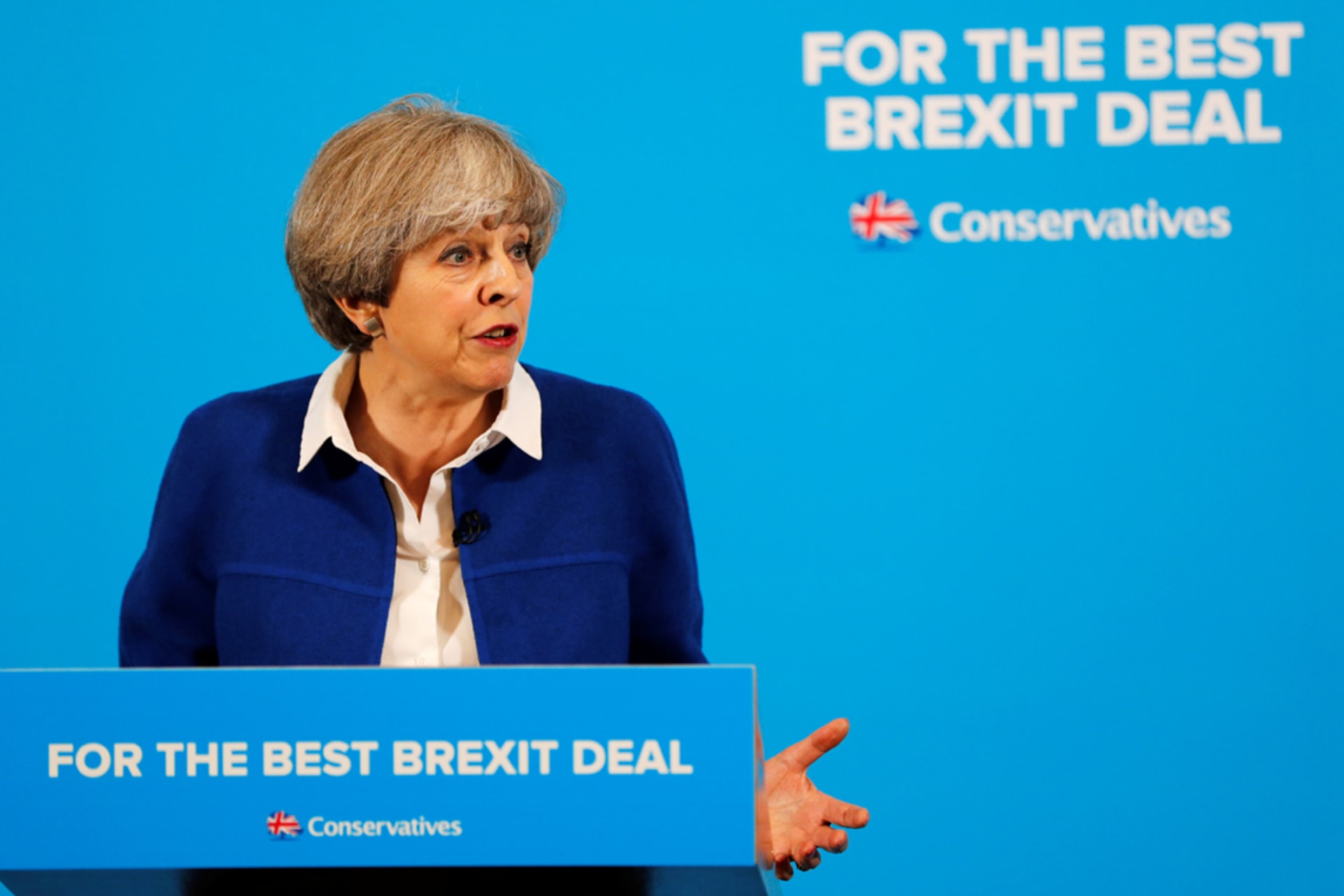 <p>British Prime Minister Theresa May addresses a campaign rally on May 30, 2017.</p>
