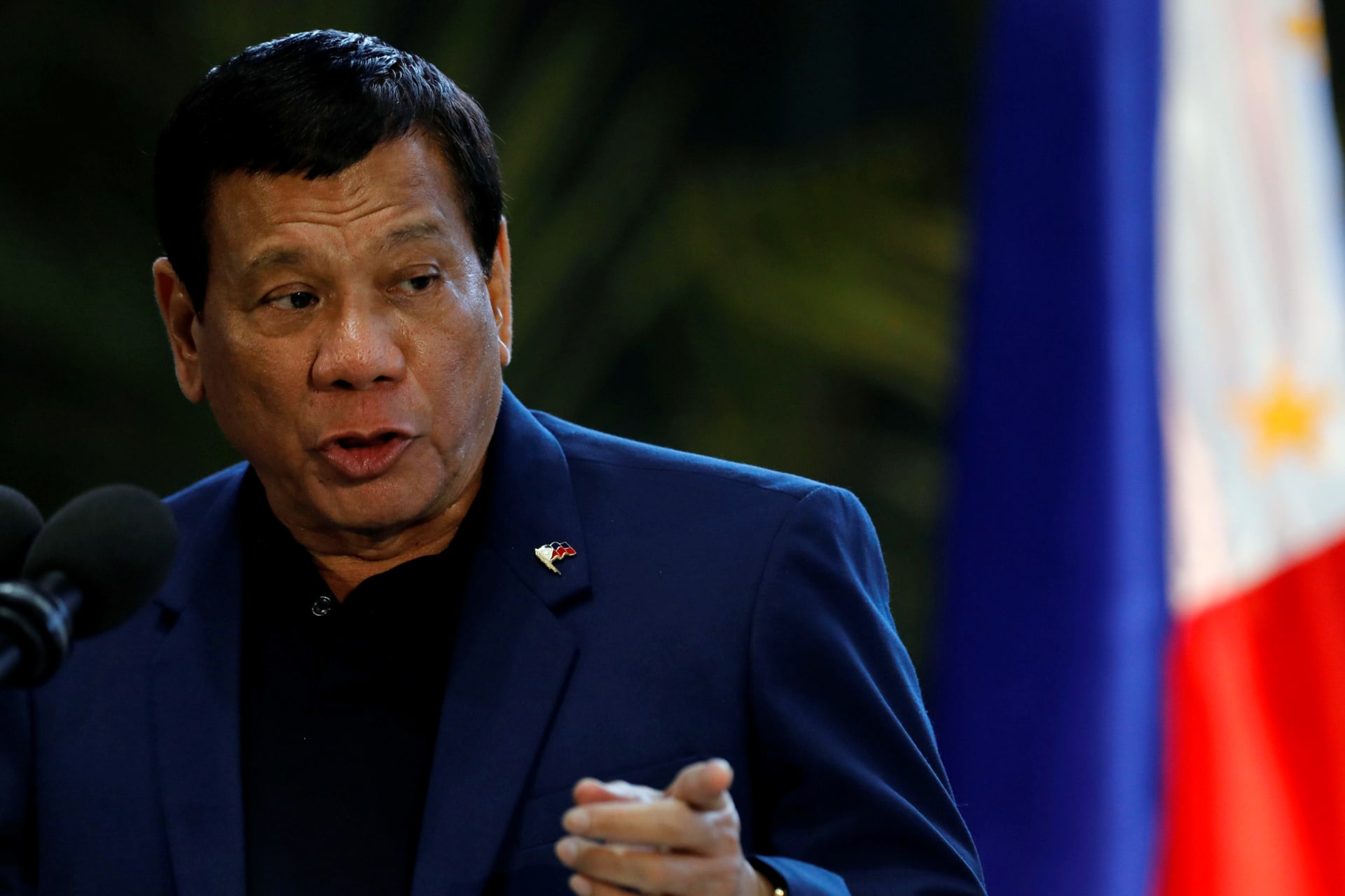 <p>Philippine President Rodrigo Duterte speaks during a news conference at the Ninoy Aquino International Airport in Paranaque, Metro Manila, Philippines on May 24, 2017.</p>
