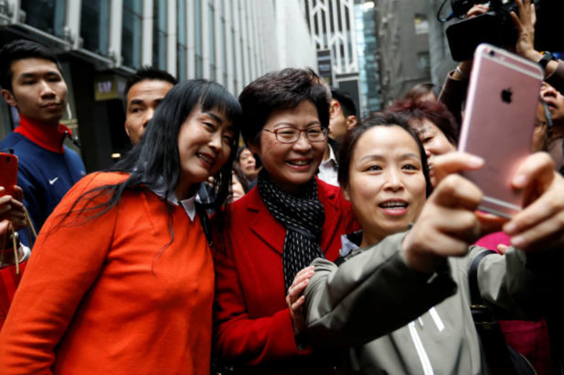 <p>hong kong lam</p>
