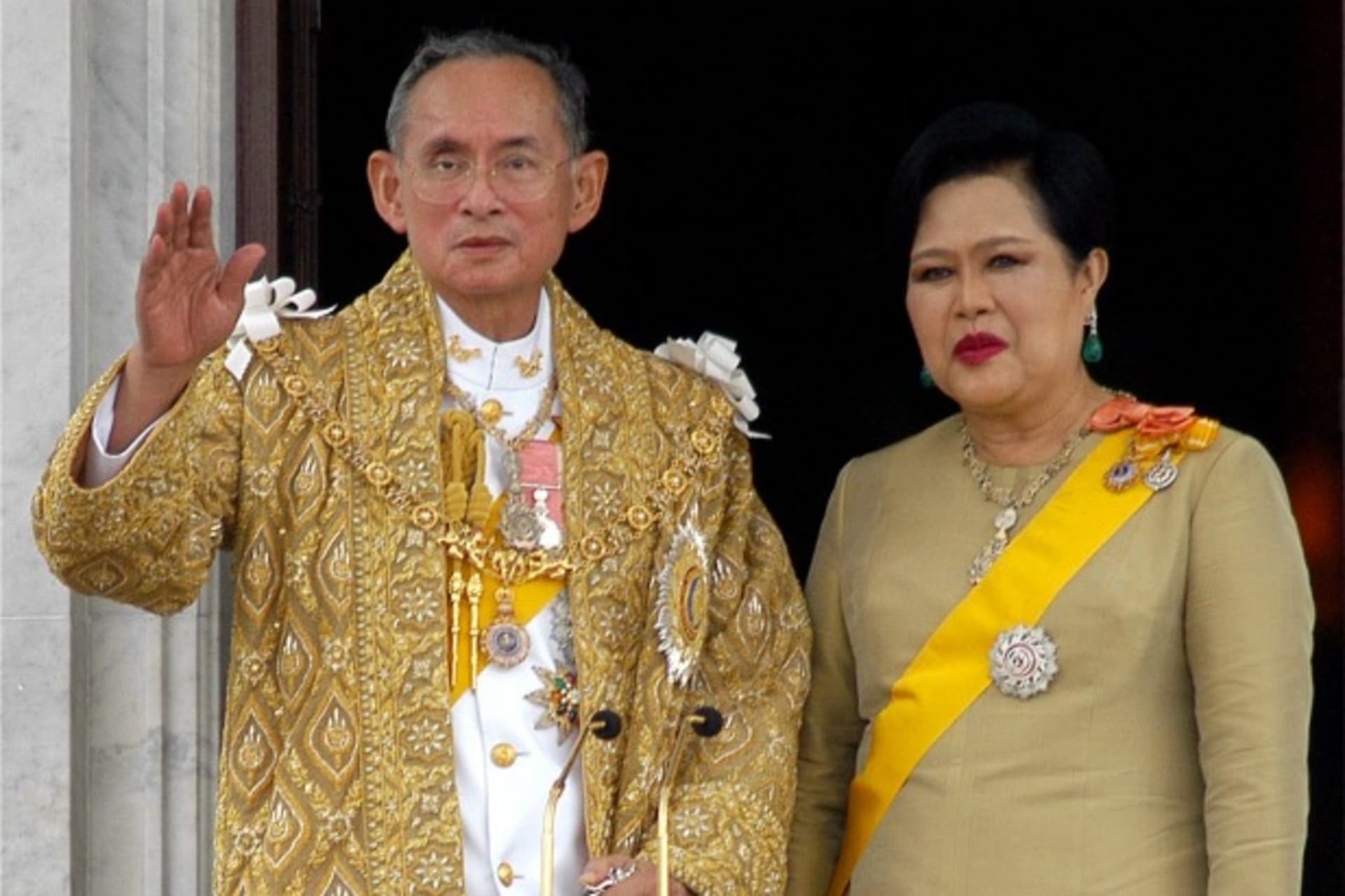 <p>king-bhumibol</p>

