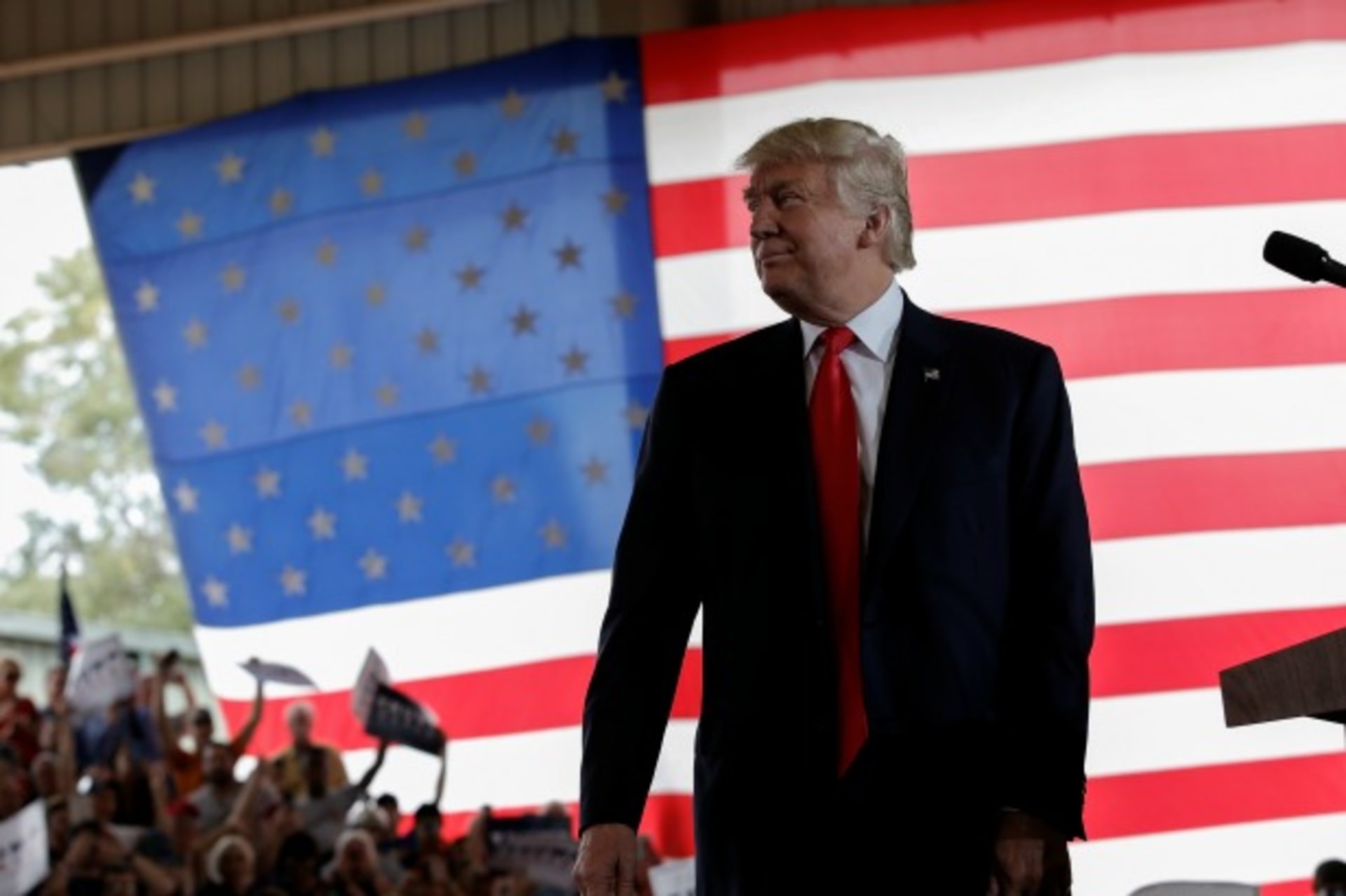 <p>trump</p>
