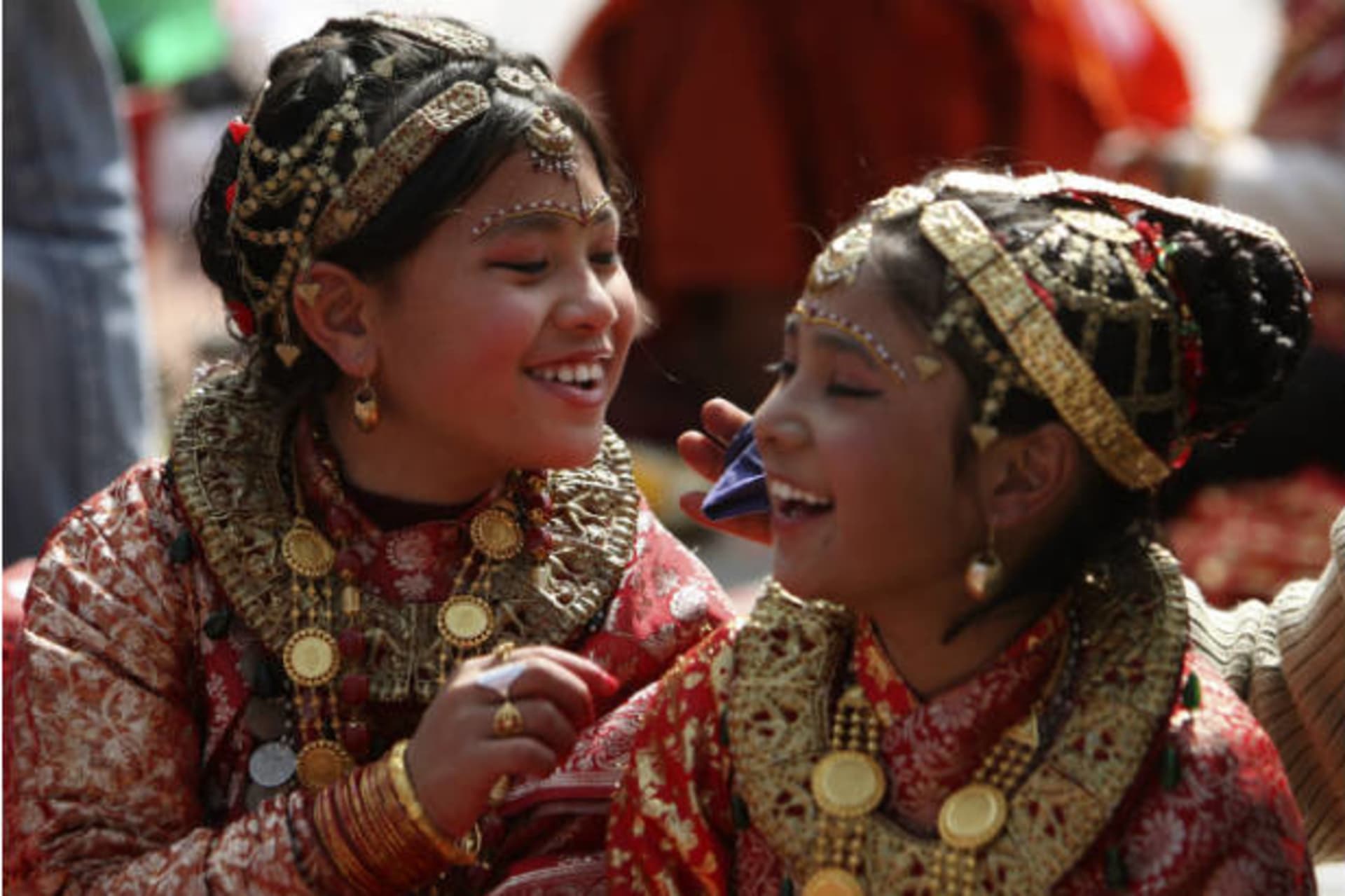 <p>nepal girls child bride</p>
