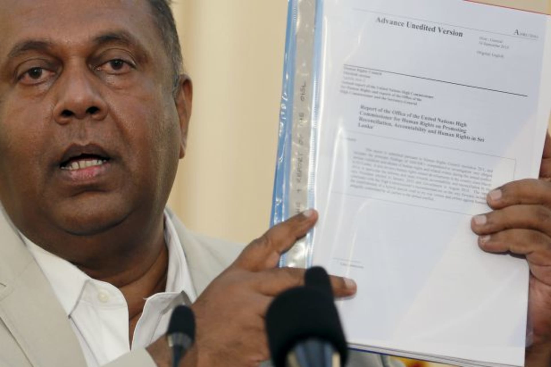 <p>Sri Lanka’s Foreign Minister Mangala Samaraweera speaks during a news conference on a United Nations (U.N.) report about war crimes committed during Sri Lanka’s 26-year civil conflict, in Colombo (Dinuka Liyanawatte/Reuters)</p>
