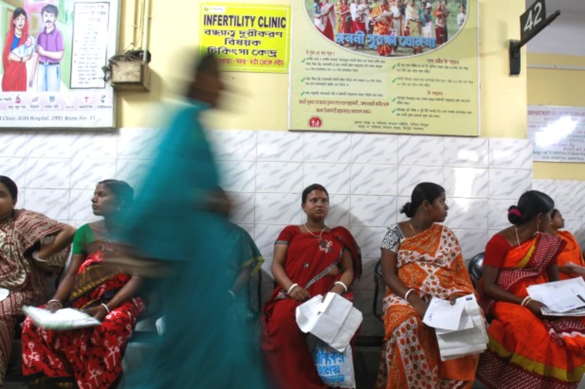 <p>Pregnant women holding their prescription papers wait to be examined at a government-run hospital in the northeastern Indian c… second largest in the world with 950 million connections, to reach places where health workers rarely go. REUTERS/Jayanta Dey</p>
