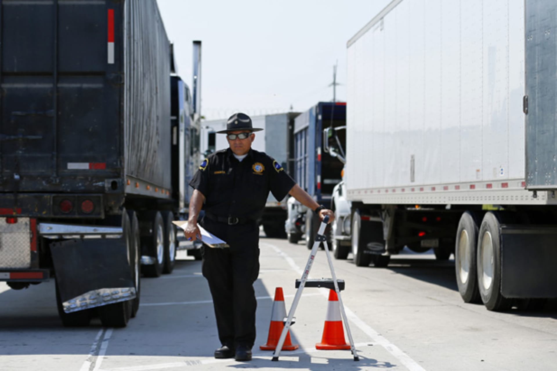 <p>Mexican trucking, Mexican carriers, NAFTA, pilot program</p>
