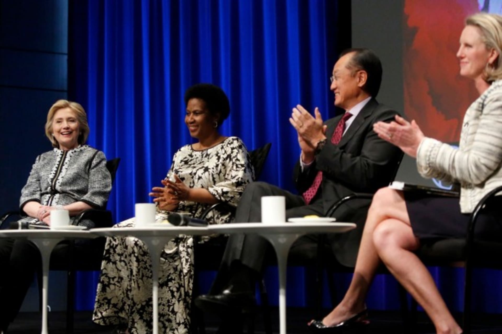 <p>Former U.S. Secretary of State Hillary Clinton, UN Women Executive Director Phumzile Mlambo-Ngcuka, World Bank Group President… an event on empowering woman and girls at the World Bank in Washington, D.C., May 14, 2014 (Courtesy Reuters/Jonathan Ernst).</p>
