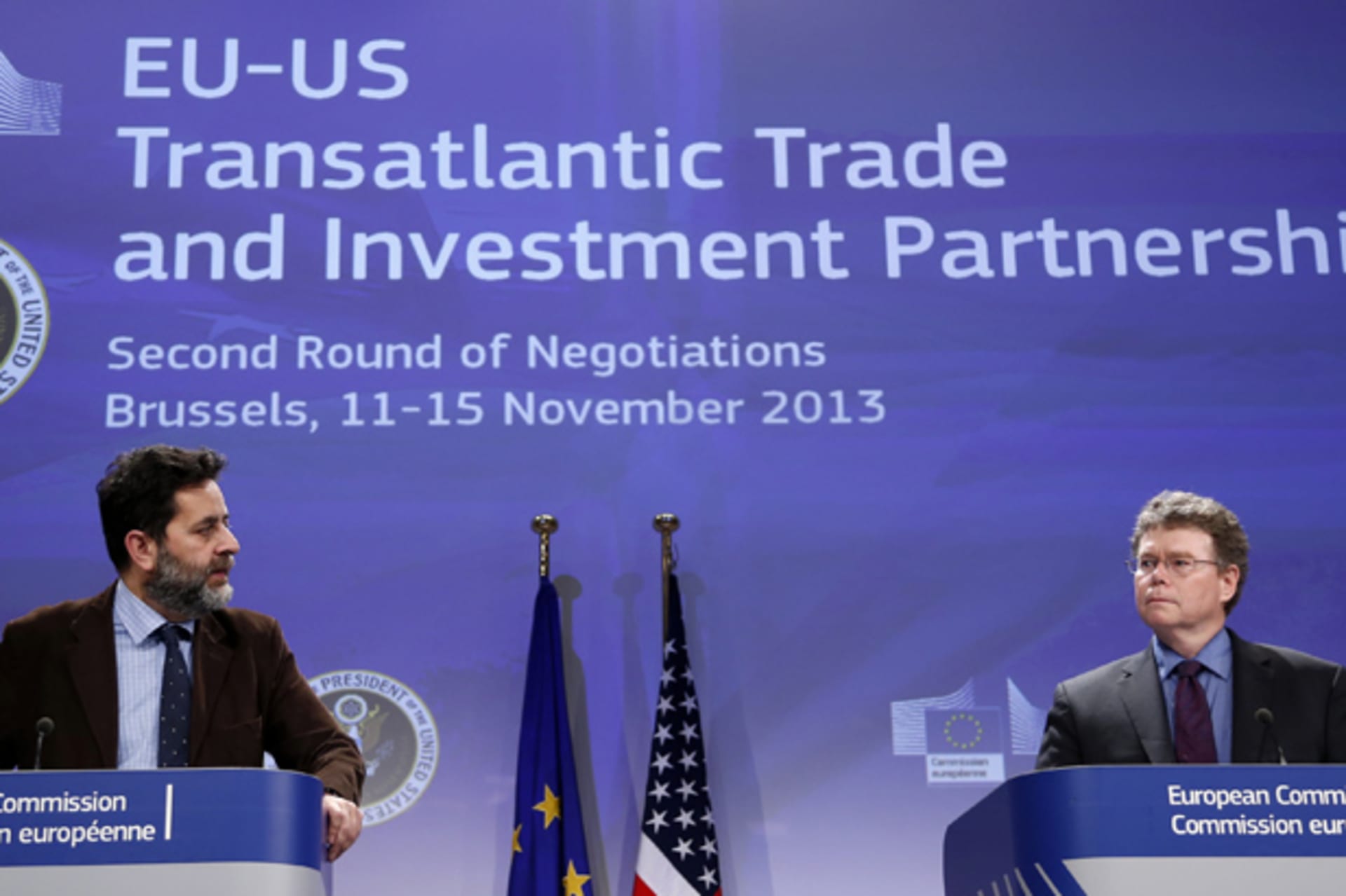 <p>European Union chief negotiator Ignacio Garcia Bercero (left) and U.S. chief negotiator Dan Mullaney (right) address a joint n…otiations for Transatlantic Trade and Investment Partnership in Brussels November 15, 2013 (Francois Lenoir/Courtesy Reuters).</p>

