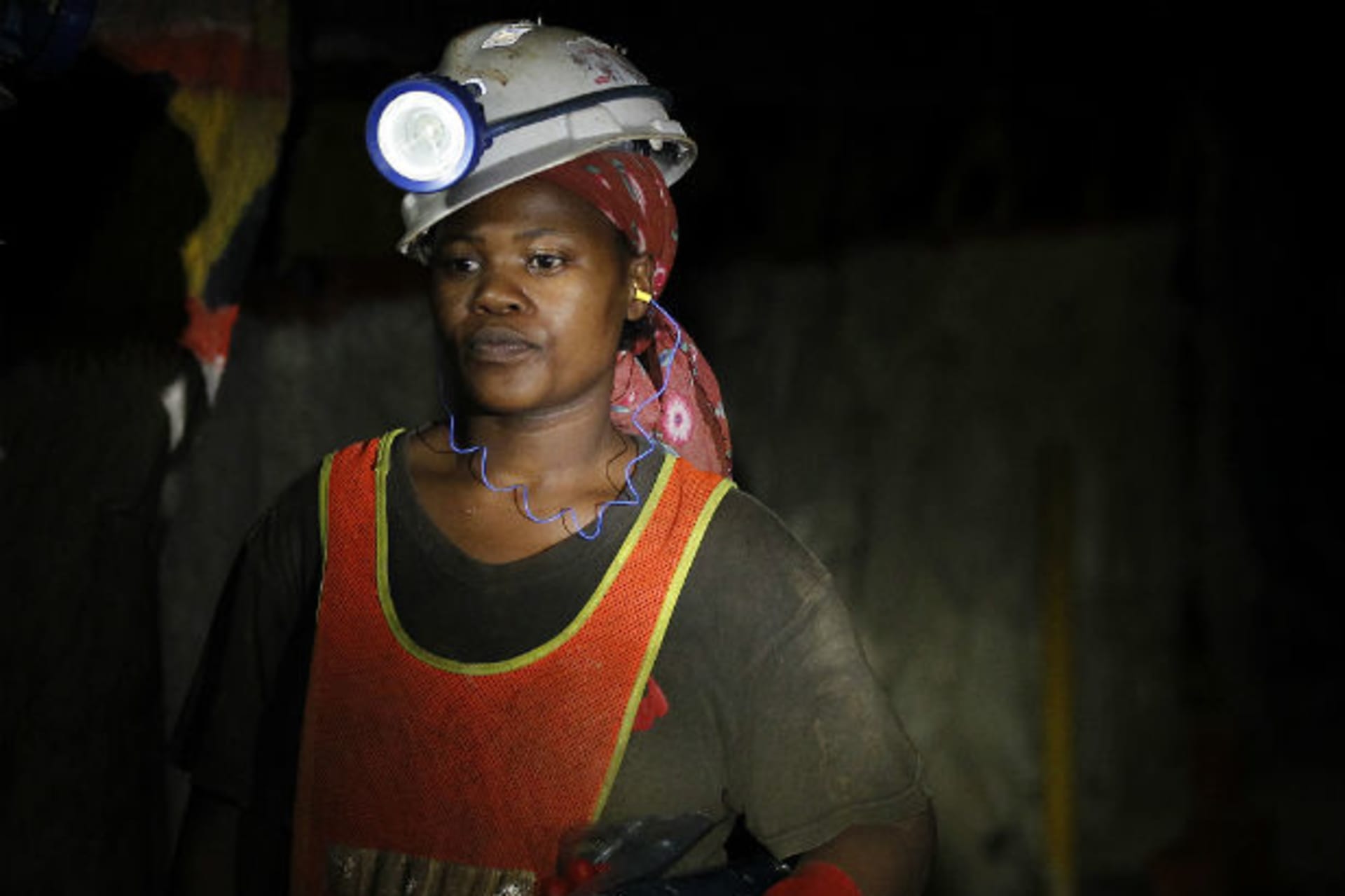 South-Africa-mining-economic-development-growth-inequality-labor-education