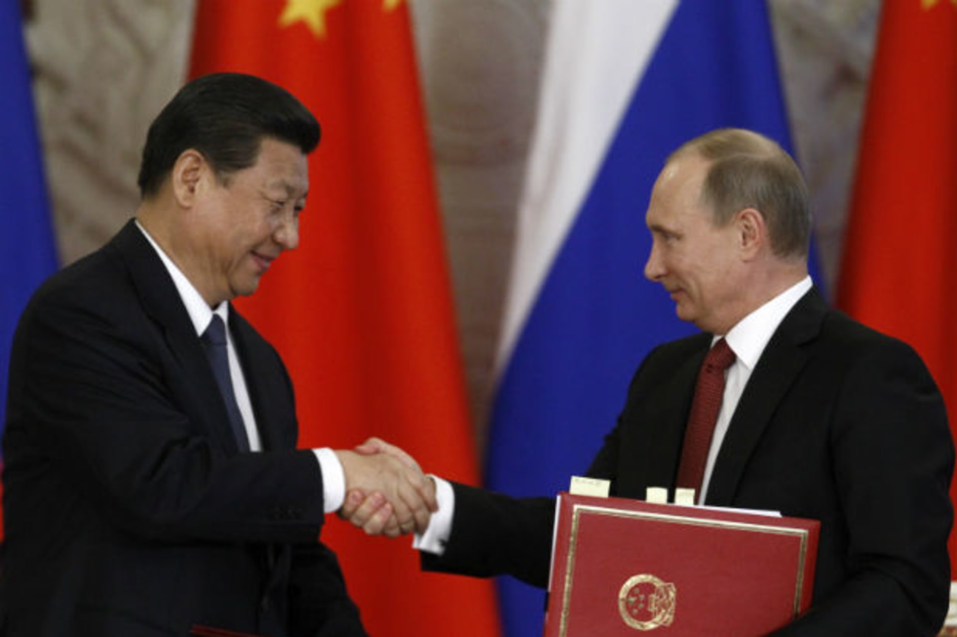 Putin-Xi-Russia-China-cooperation-democracy-autocracy-development