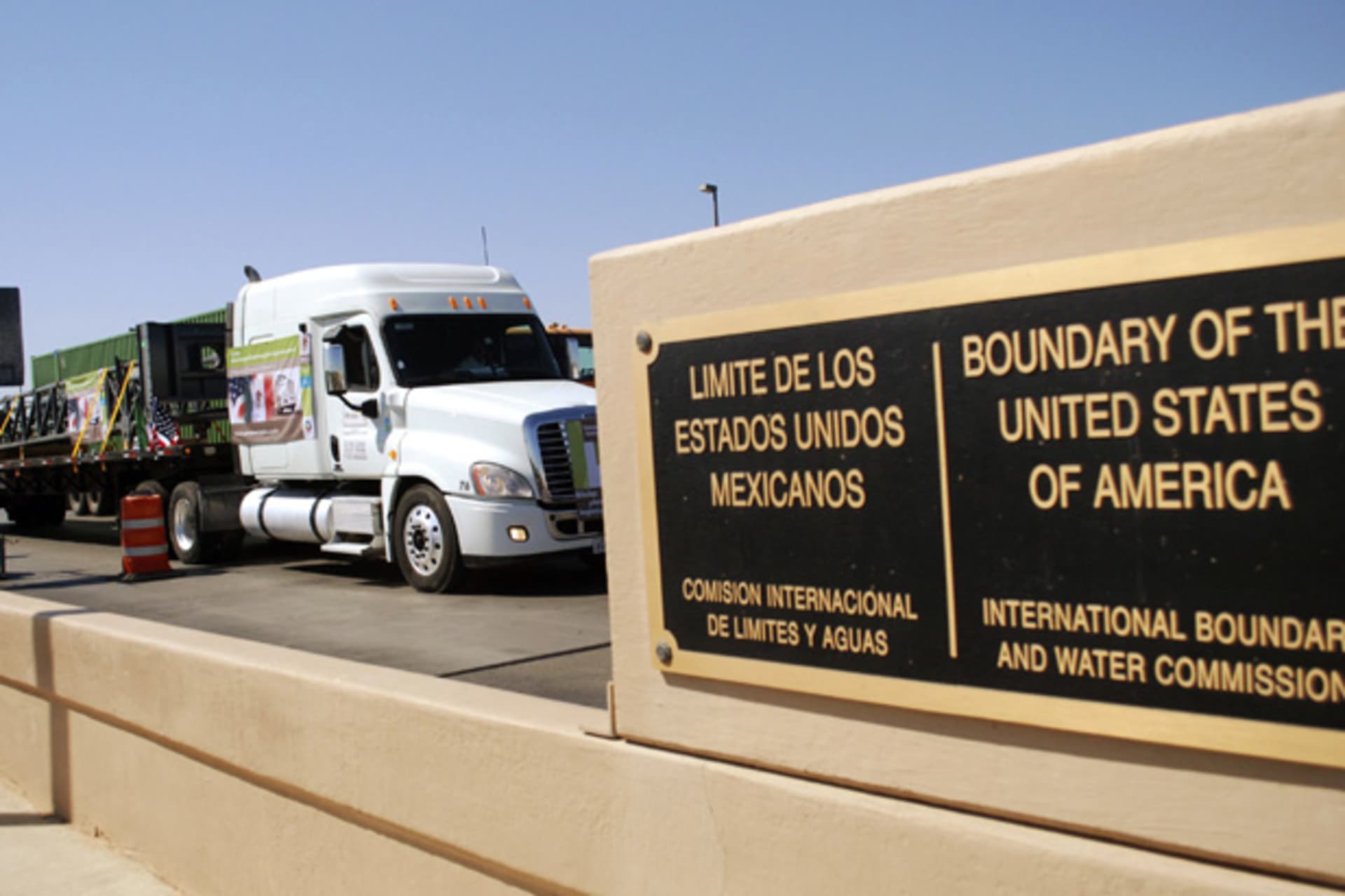 <p>A truck of the Mexican company Olympics approaches the border at Laredo, TX to cross into the United States (Josue Gonzalez/Courtesy Reuters).</p>
