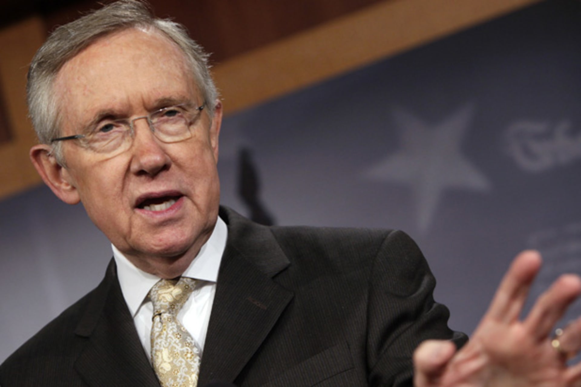 <p>U.S. Senate Majority Leader Harry Reid (D-NV) speaks during a news conference in Washington (Yuri Gripas/Courtesy Reuters).</p>

