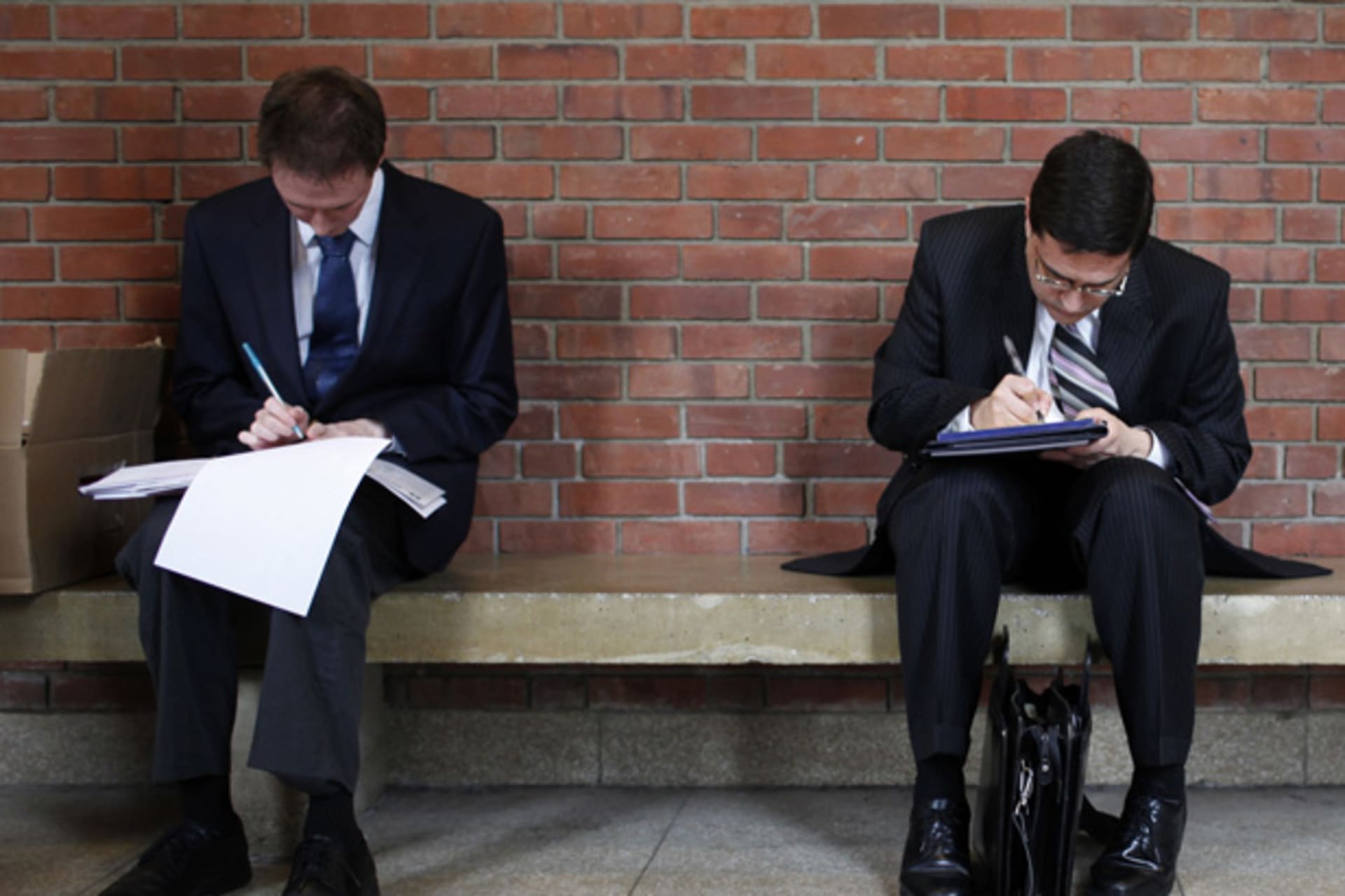 <p>Job seekers prepare for career fair to open at Rutgers University (Mike Segar/Courtesy Reuters).</p>
