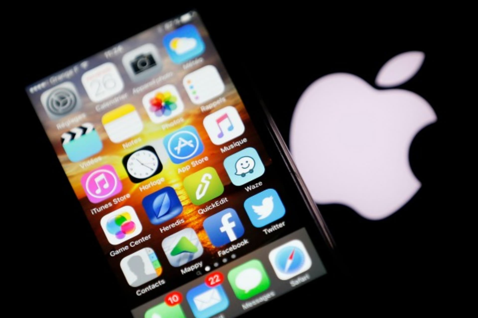 <p>Apple FBI Cyber CFR Net Politics</p>
