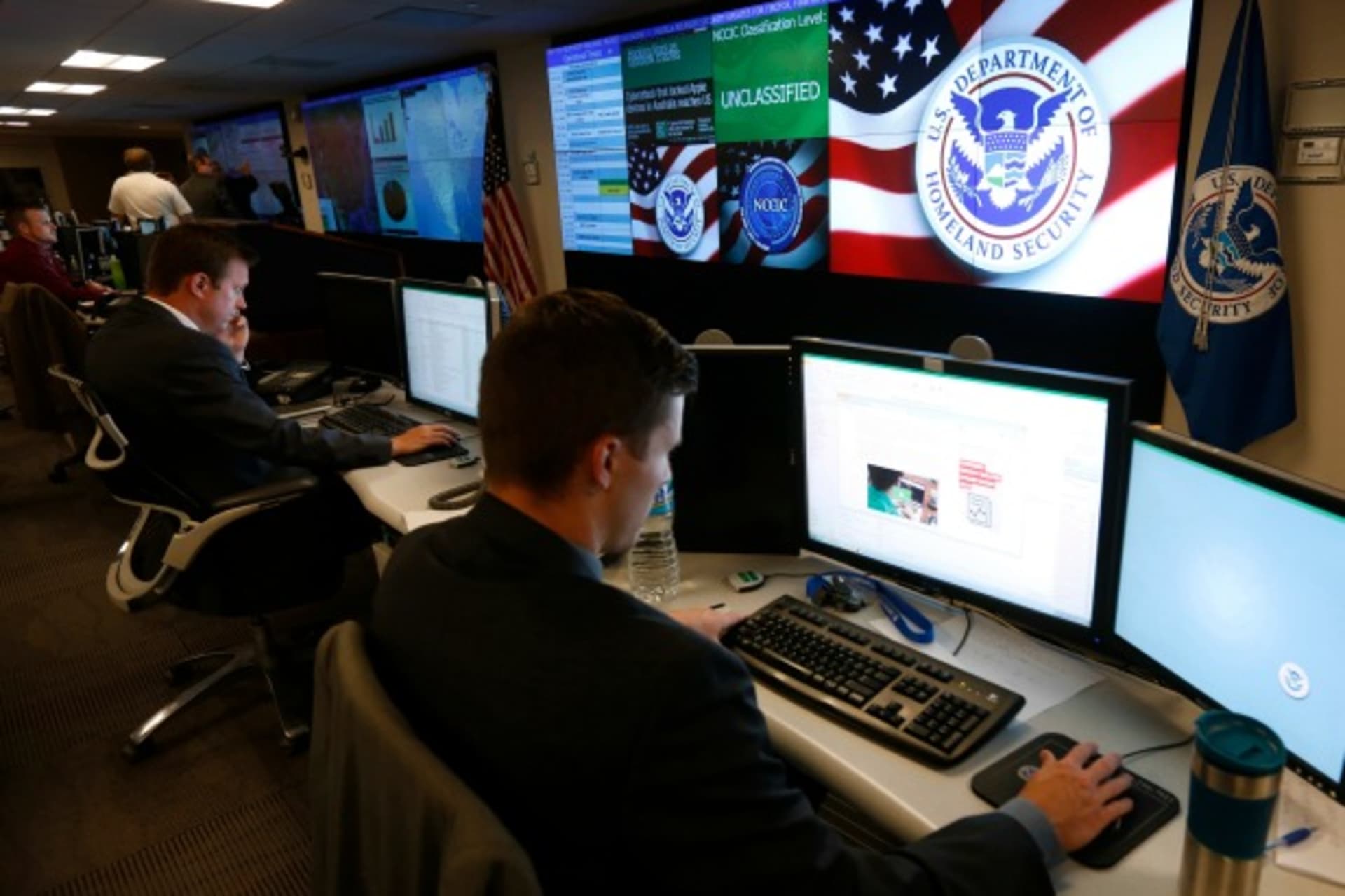 <p>NCCIC US-CERT CSIRT Net Politics Cyber CFR</p>
