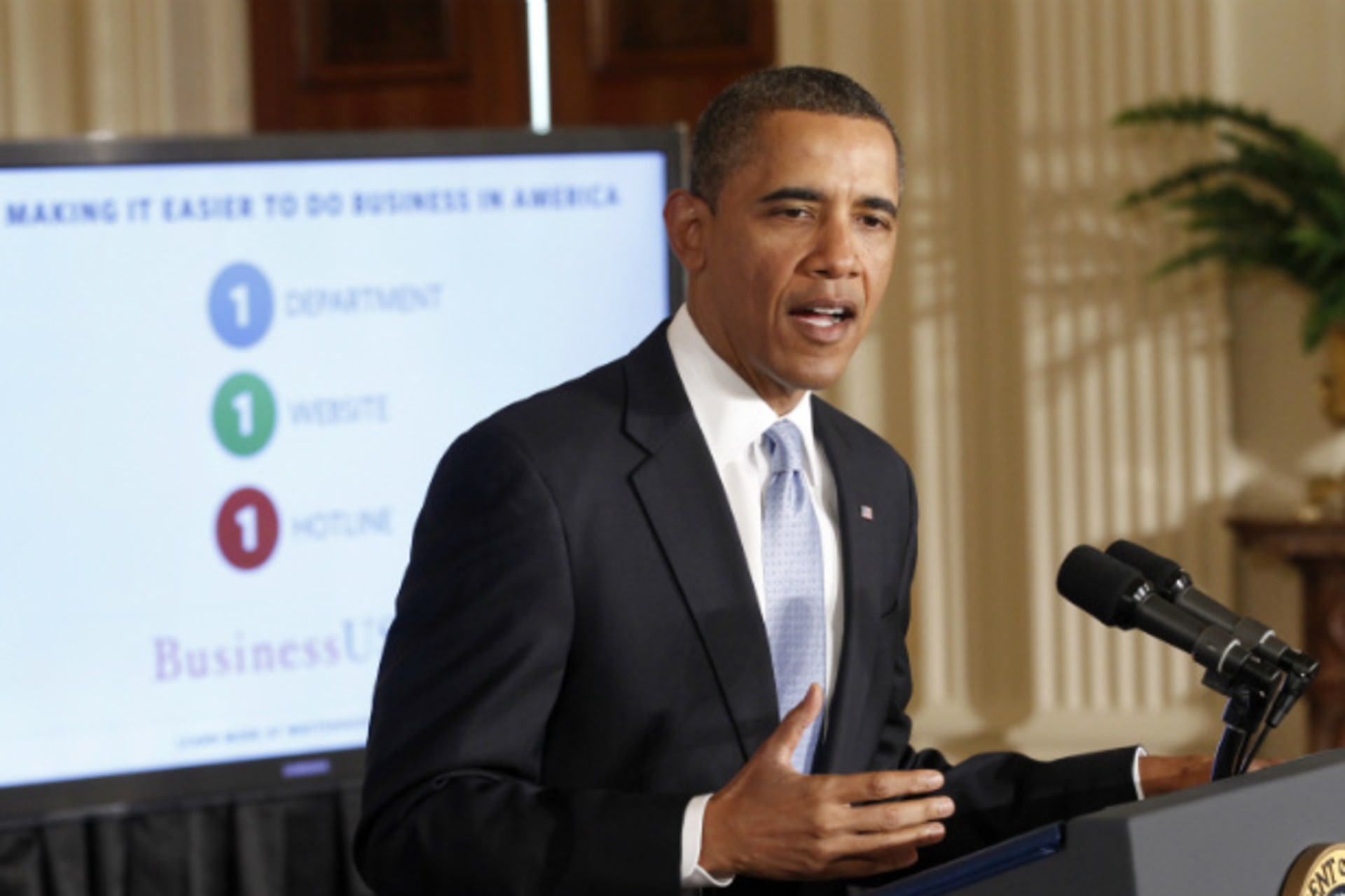 <p>U.S. President Obama discusses plans to consolidate six trade and commerce agencies at the White House on January 13, 2012 (Kevin Lamarque/Courtesy Reuters).</p>
