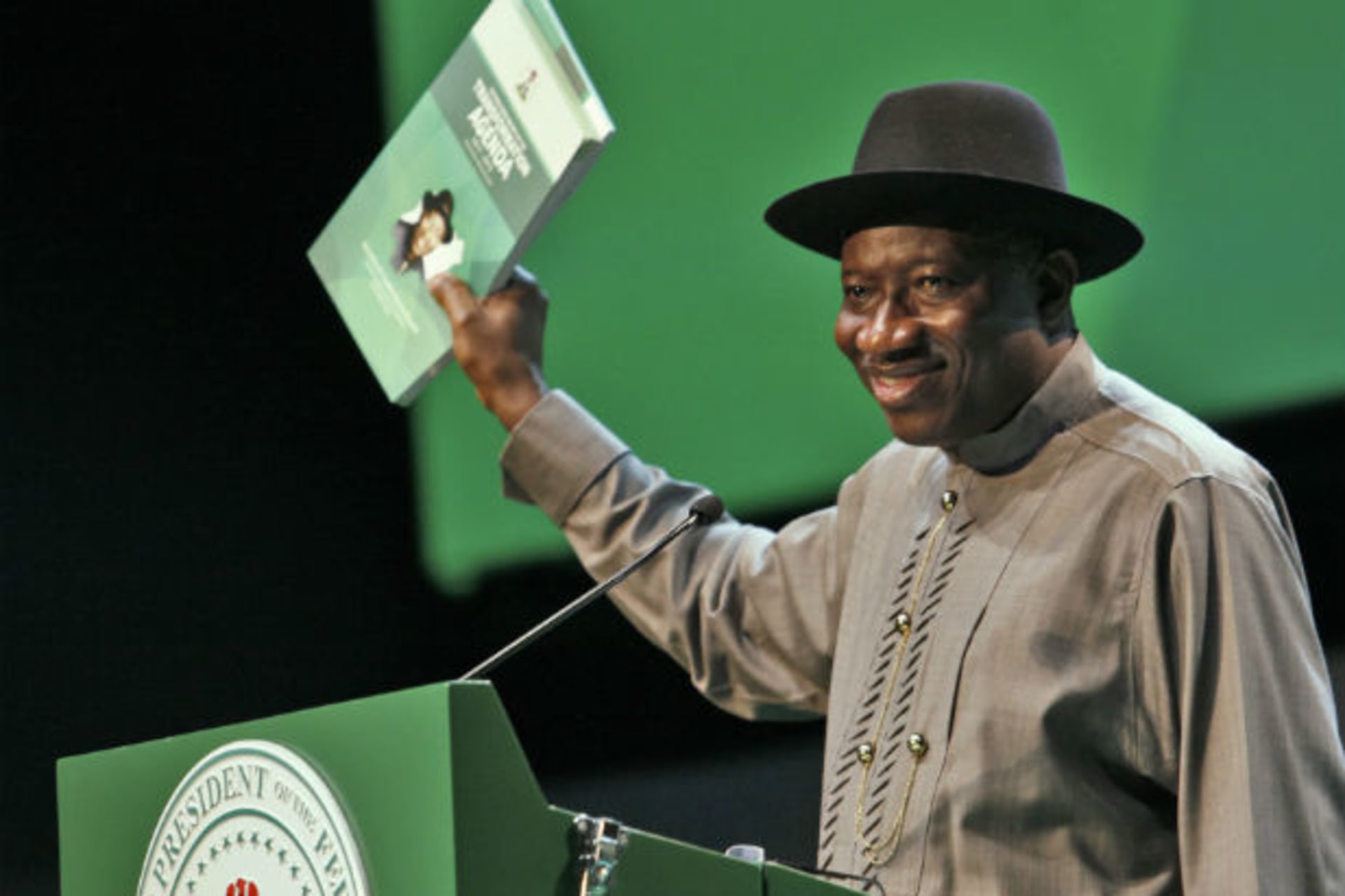 President Goodluck Jonathan presents his administration's midterm report during Democracy Day in Abuja May 29, 2013.