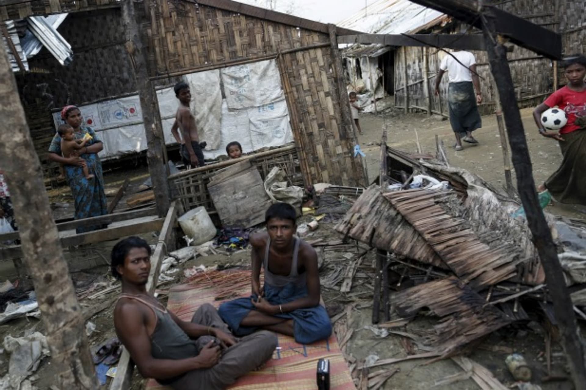 <p>rohingya-idp-camp</p>
