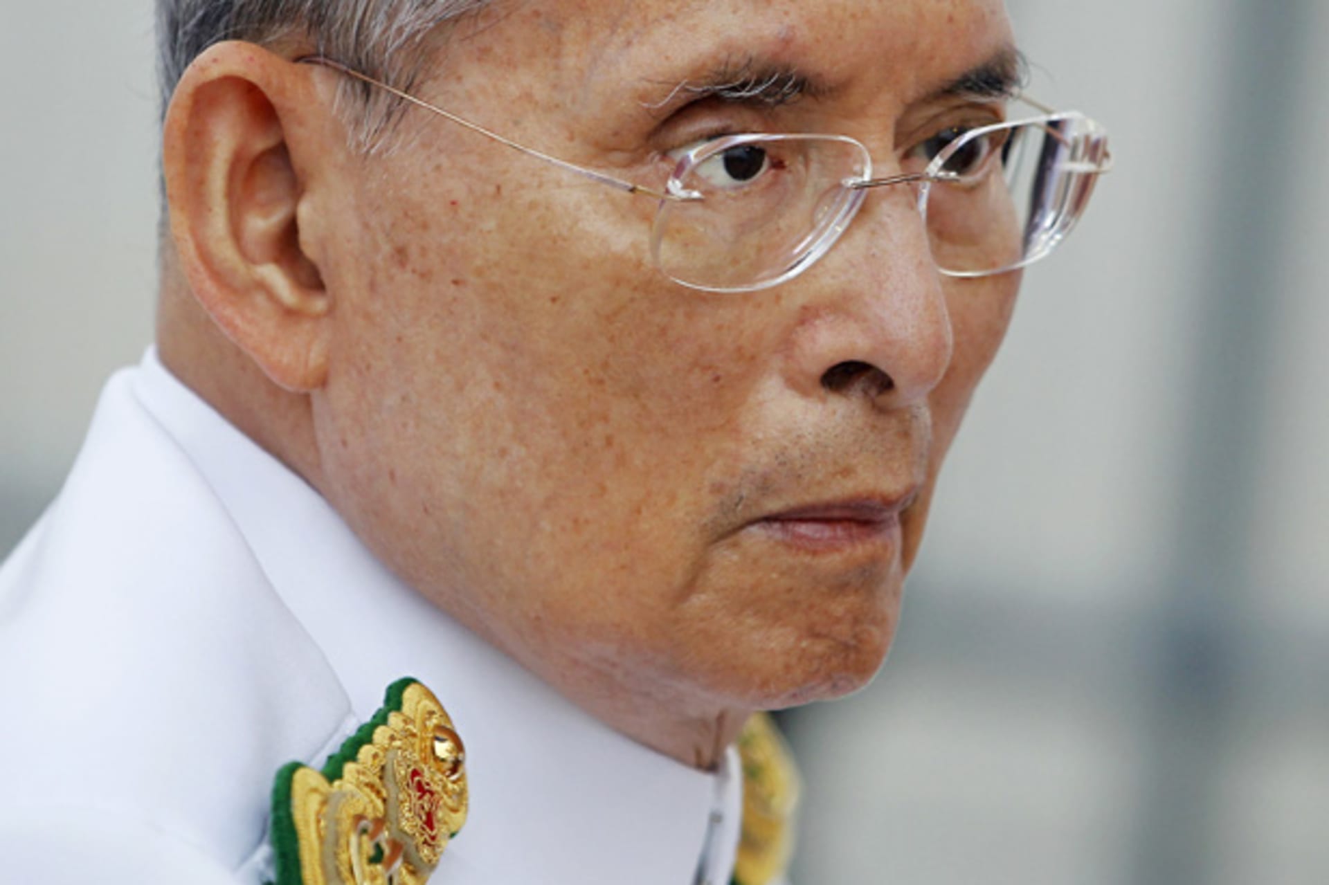 <p>Under Thailand’s lèse-majesté law, criticism of King Bhumibol Adulyadej (pictured in Bangkok June 9, 2012) and the royal family is prohibited.</p>
