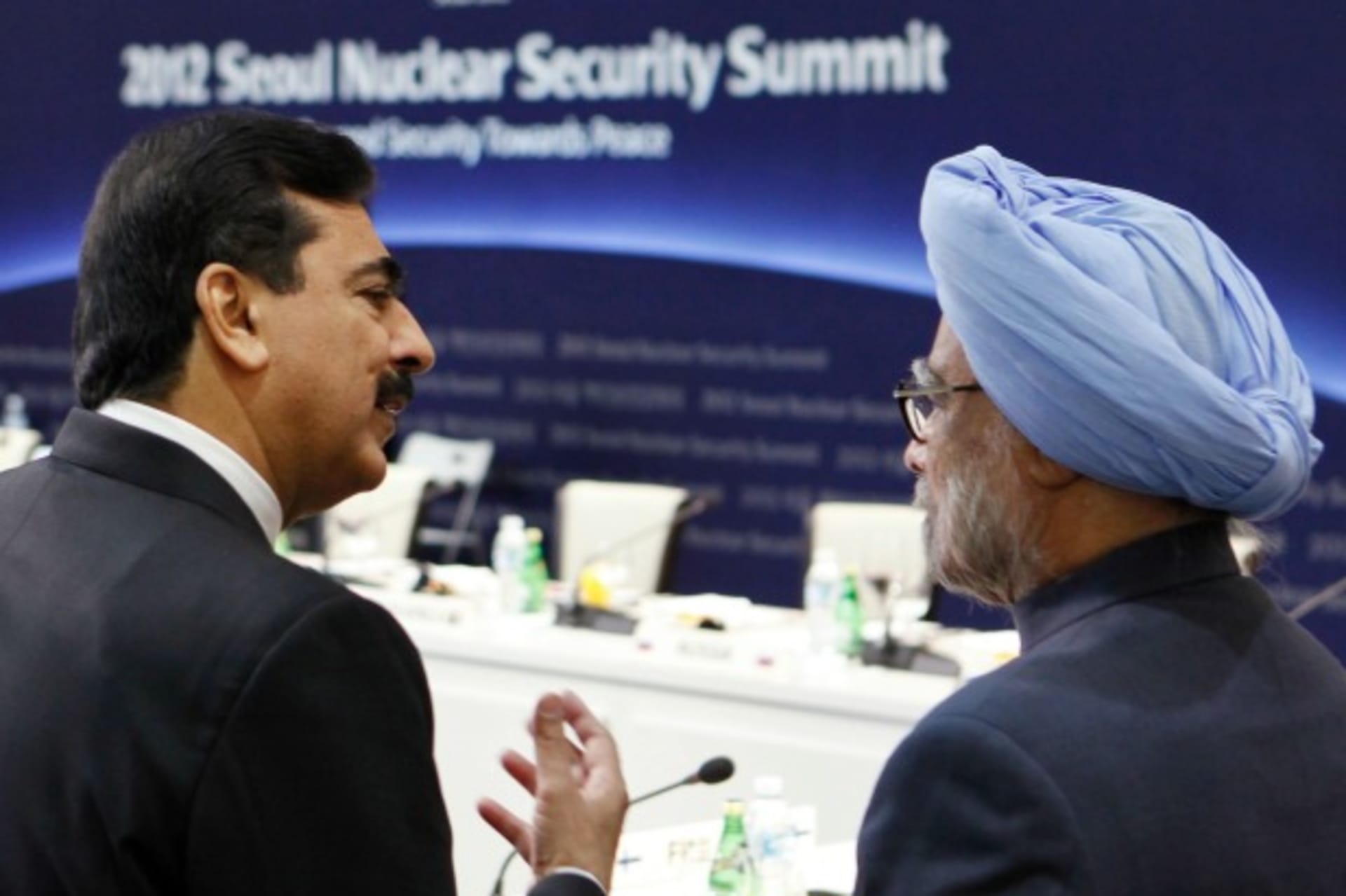 RTR2ZXHS NSS India Pakistan _ edited